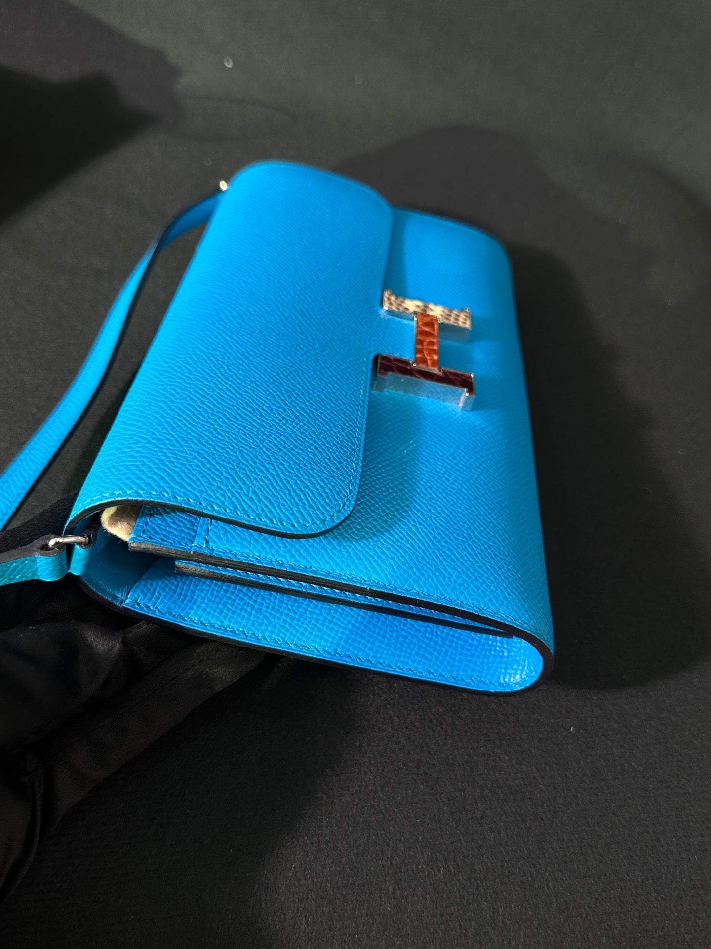 Hermès Constance Long To Go Epsom Florida Blue Exotic Hardware Stamp Z – Full Set