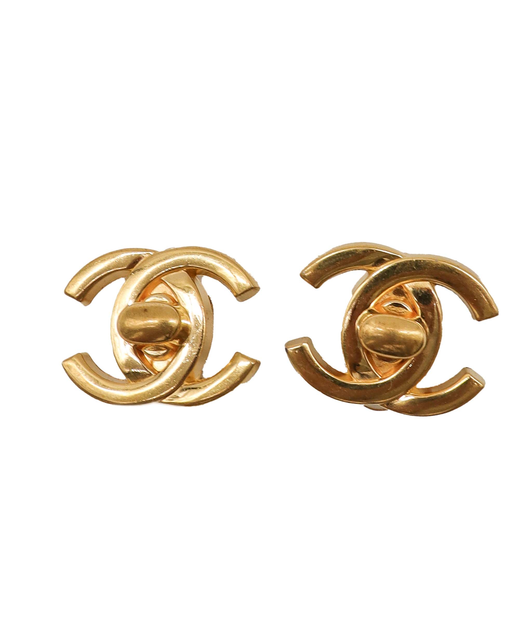 CHANEL VINTAGE EARRINGS - DXBS0934