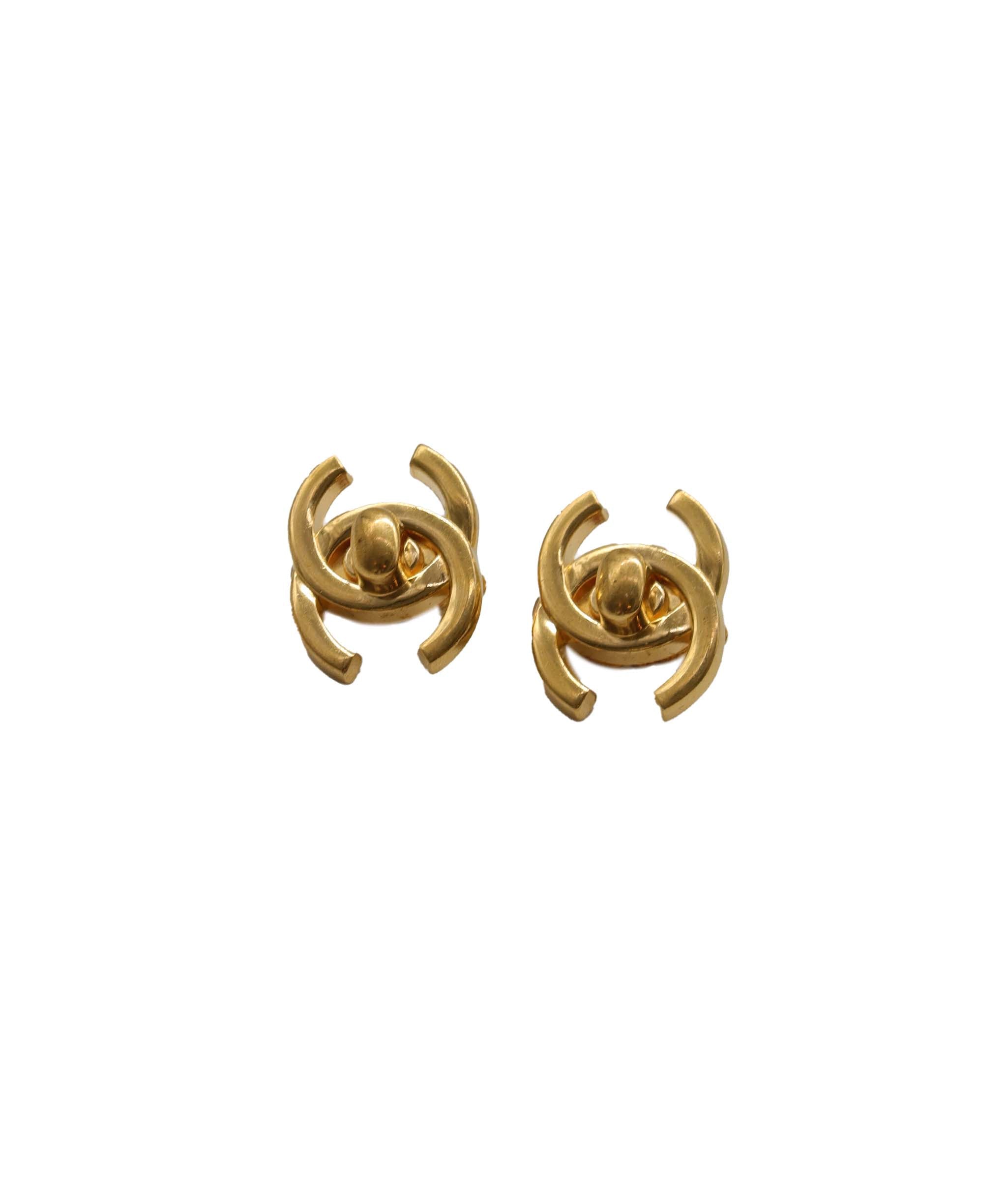 CHANEL VINTAGE EARRINGS - DXBS0934