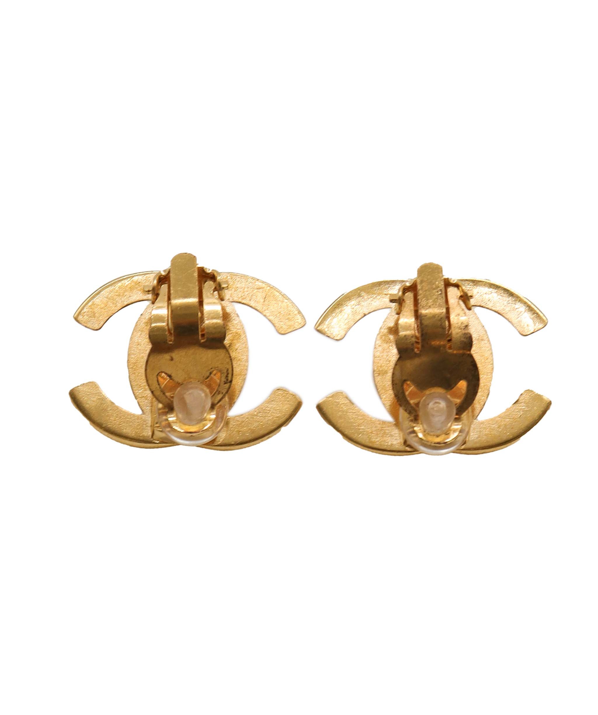 CHANEL VINTAGE EARRINGS - DXBS0934