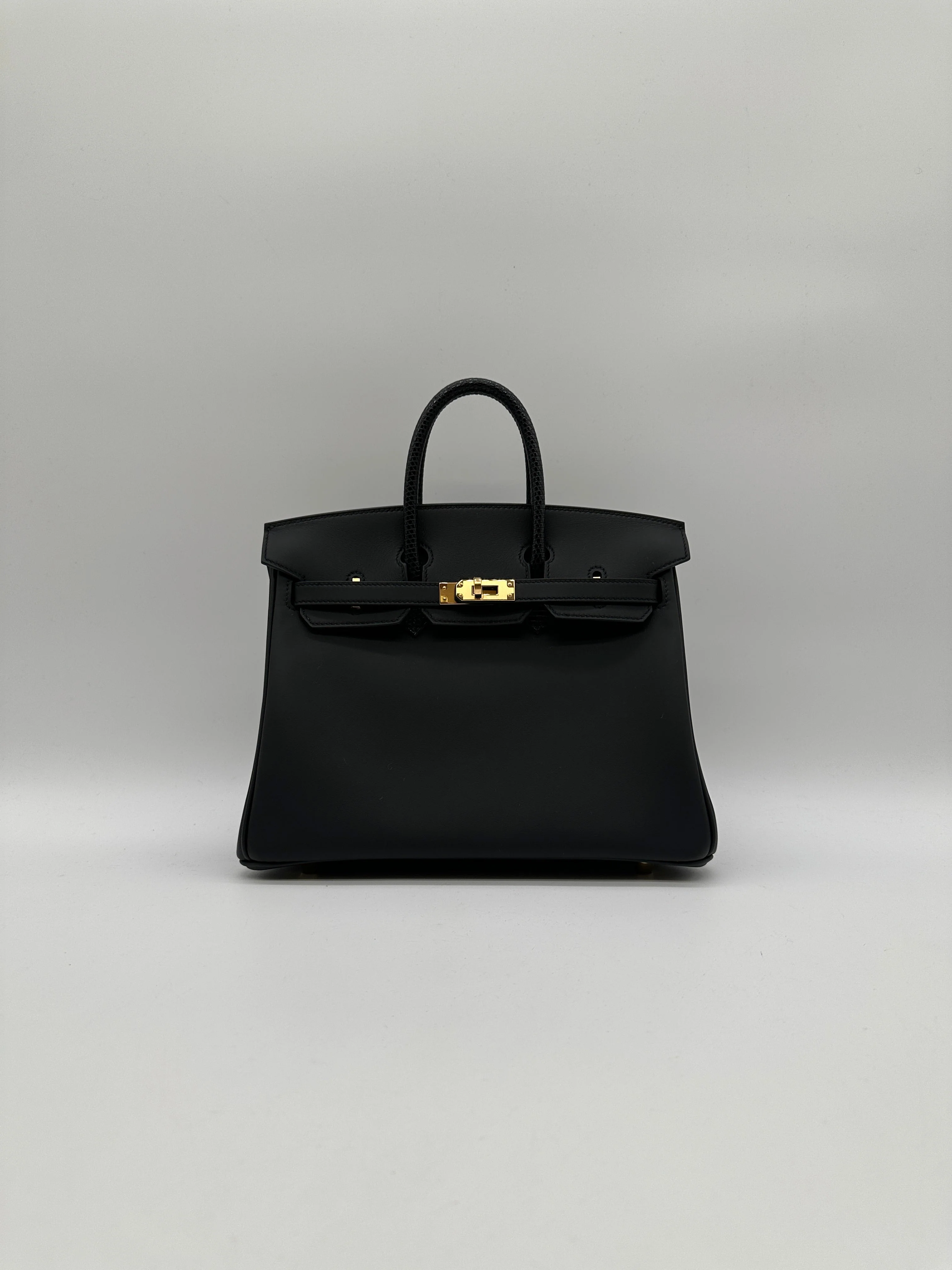 Hermès Birkin 25 Touch Black Shiny Lezard/ Black Swift Gold Hardware
