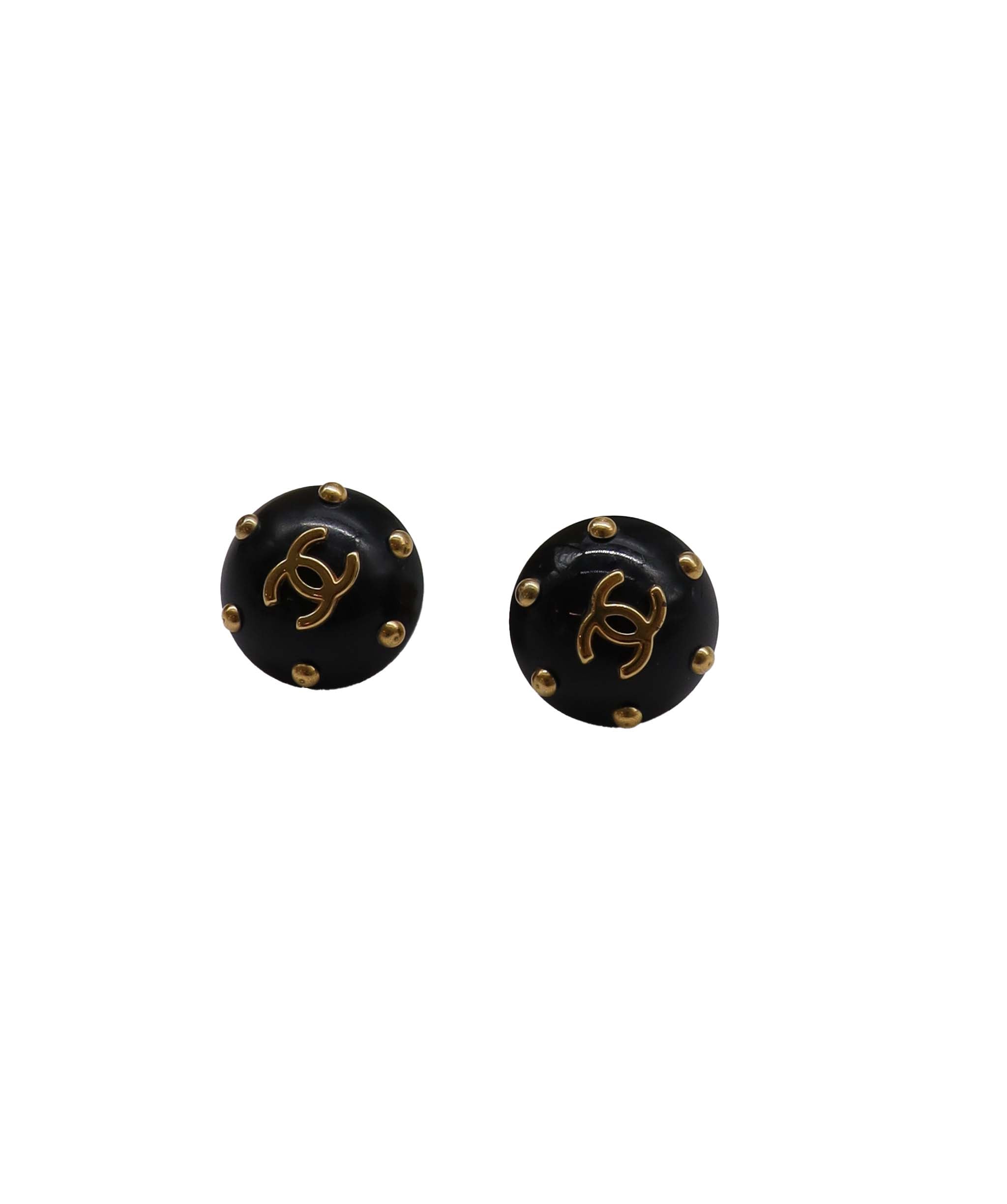 CHANEL VINTAGE EARRINGS ROUND COCOMARK ACCESSORY 96C 90249045