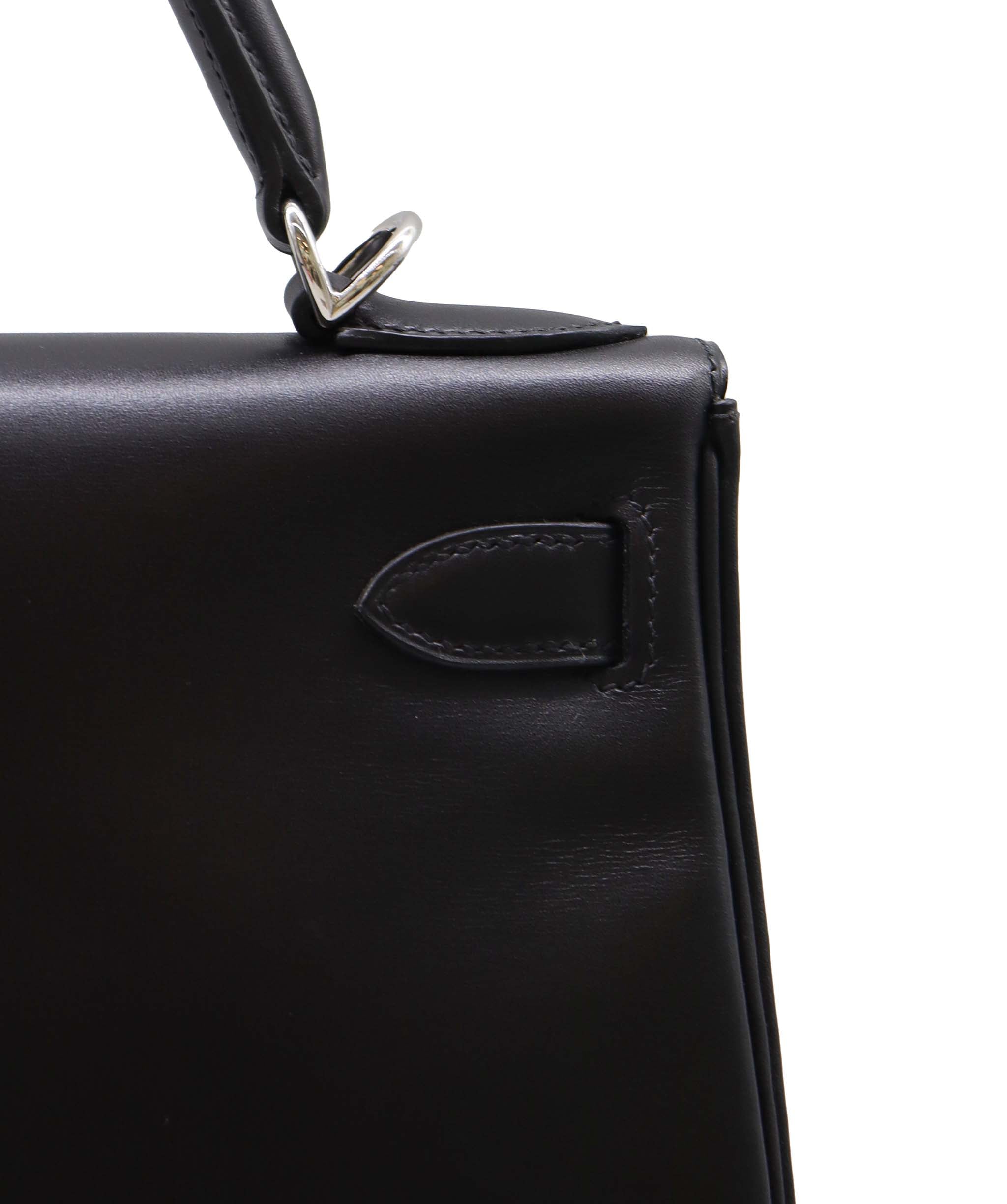 HERMES KELLY 28 RETOURNE BLACK BOXCALF HAND SHOULDER BAG □F DXBS2192