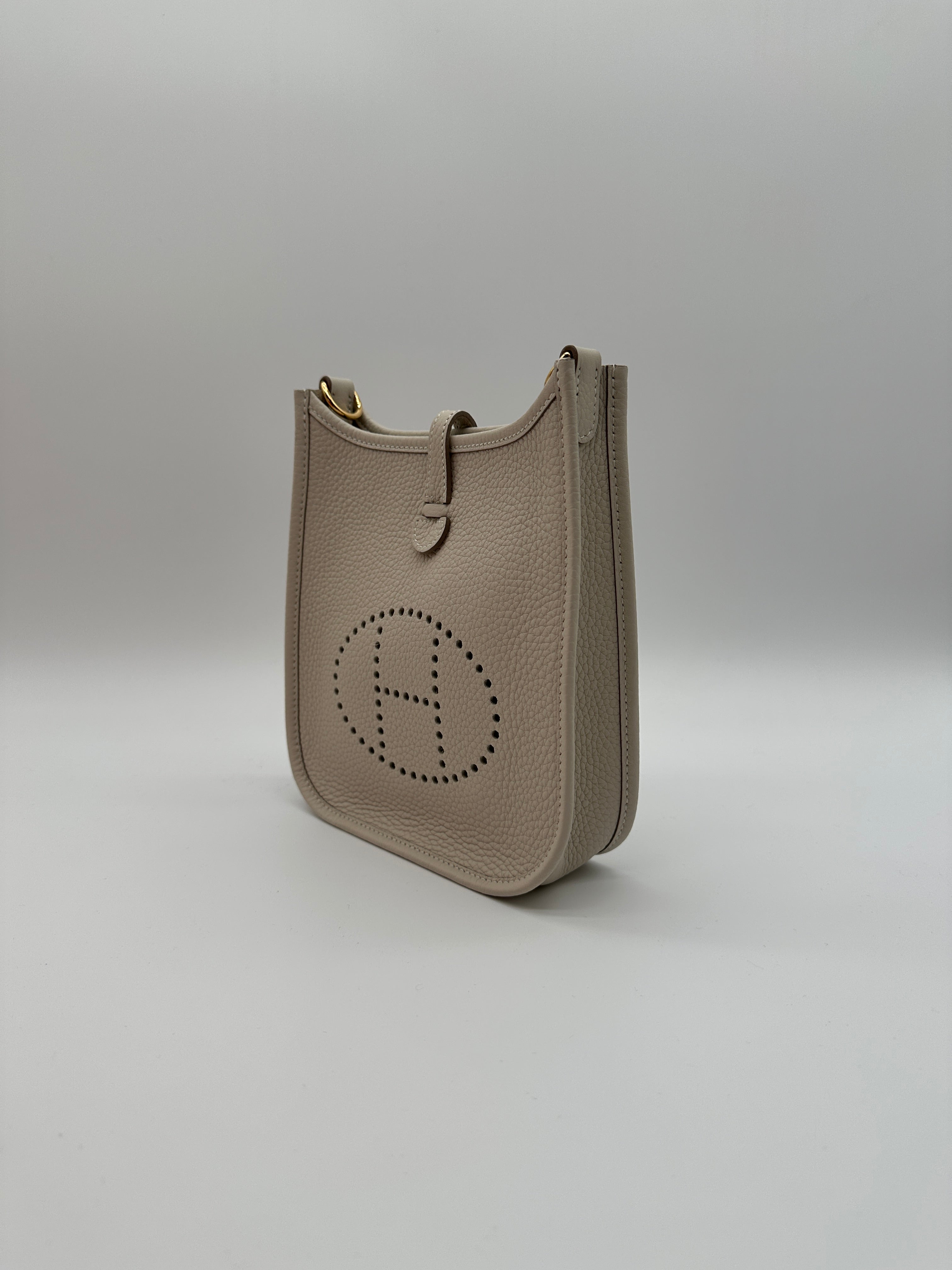 Hermès Mini Evelyne Craie Taurillon Clemence Gold Hardware
