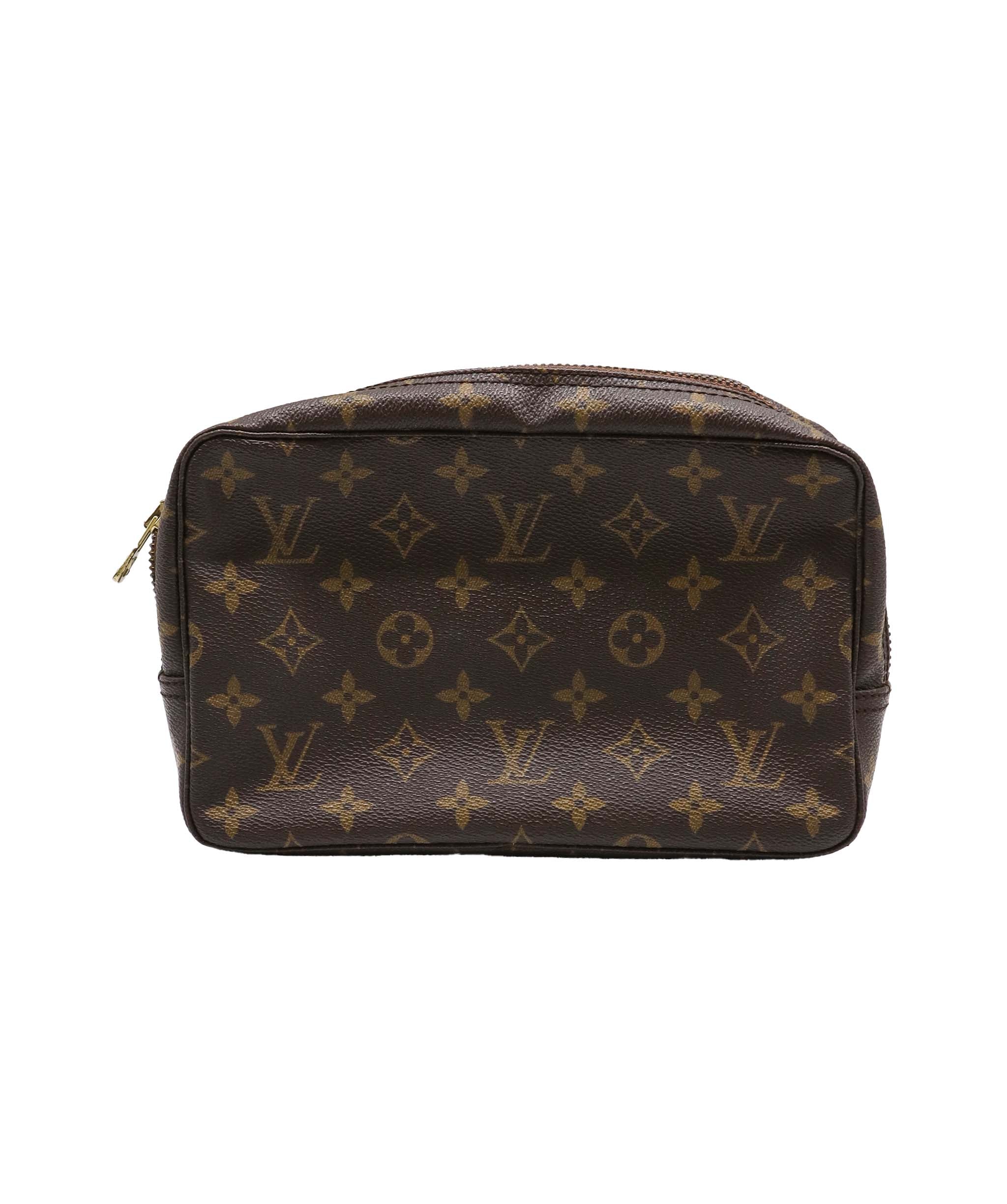 LOUIS VUITTON Monogram Trousse Toilette 23 Clutch Bag M47524 LV Auth am4926 DXBV0048