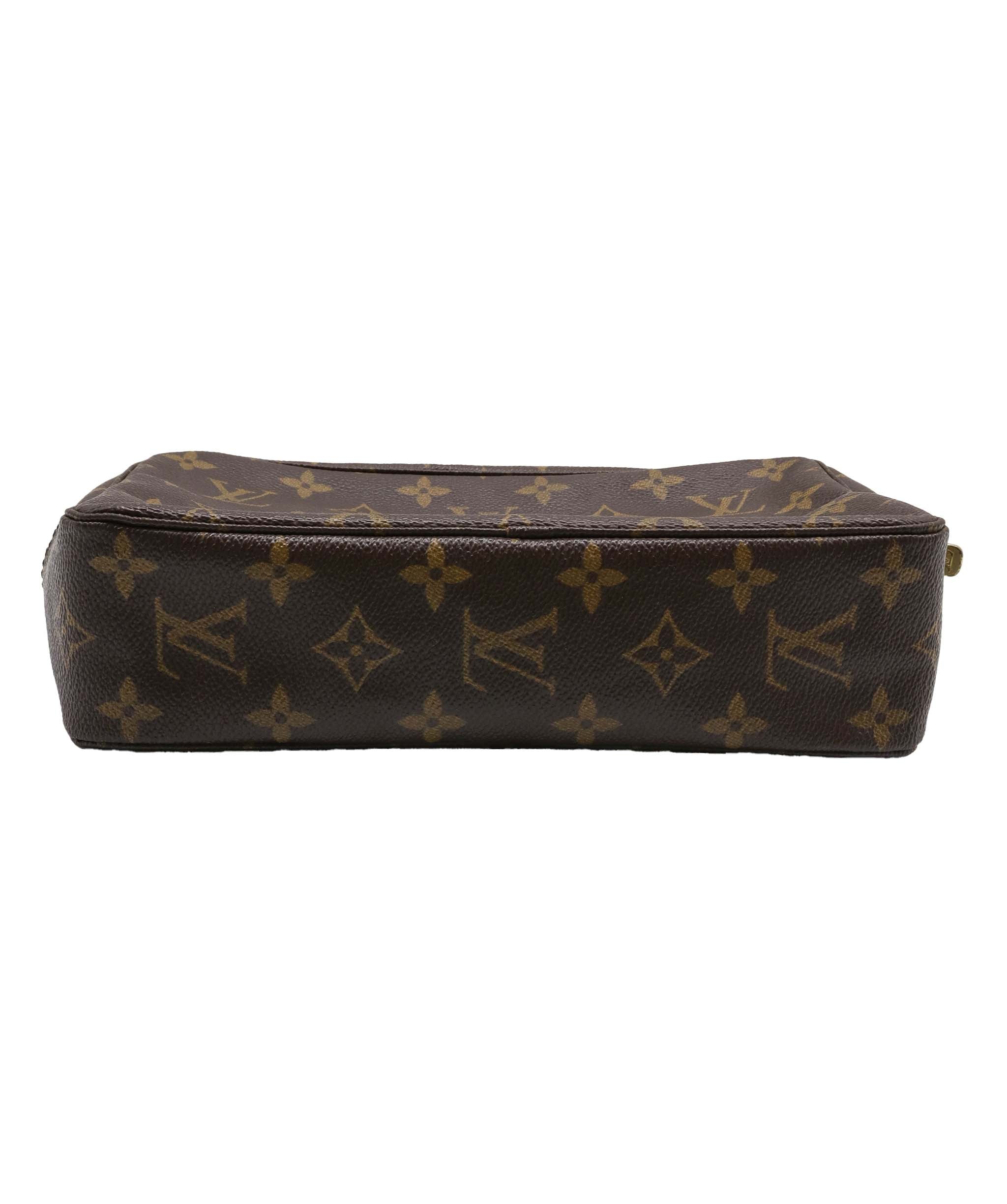 LOUIS VUITTON Monogram Trousse Toilette 23 Clutch Bag M47524 LV Auth am4926 DXBV0048