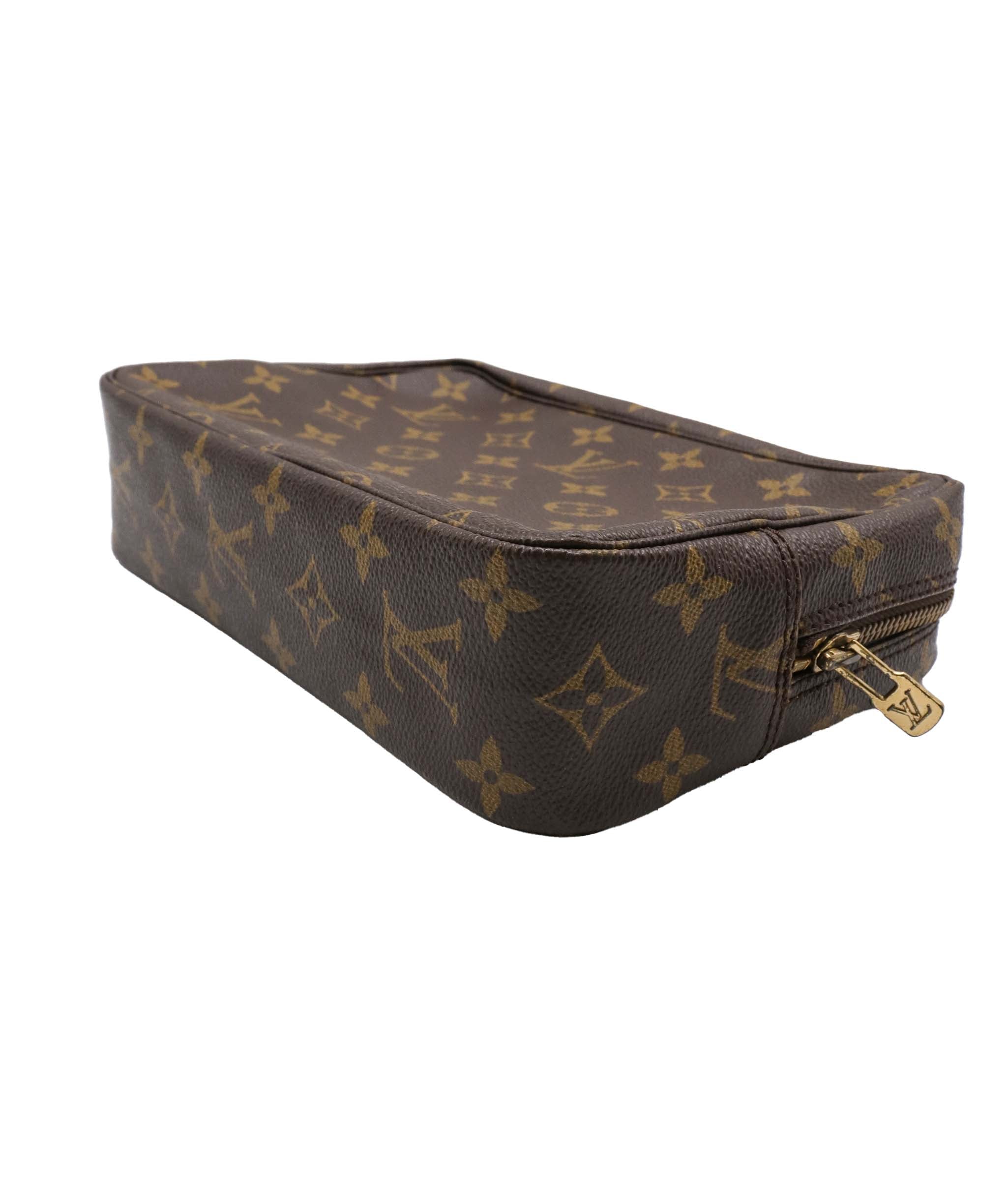 LOUIS VUITTON Monogram Trousse Toilette 23 Clutch Bag M47524 LV Auth 57483 DXBV0045