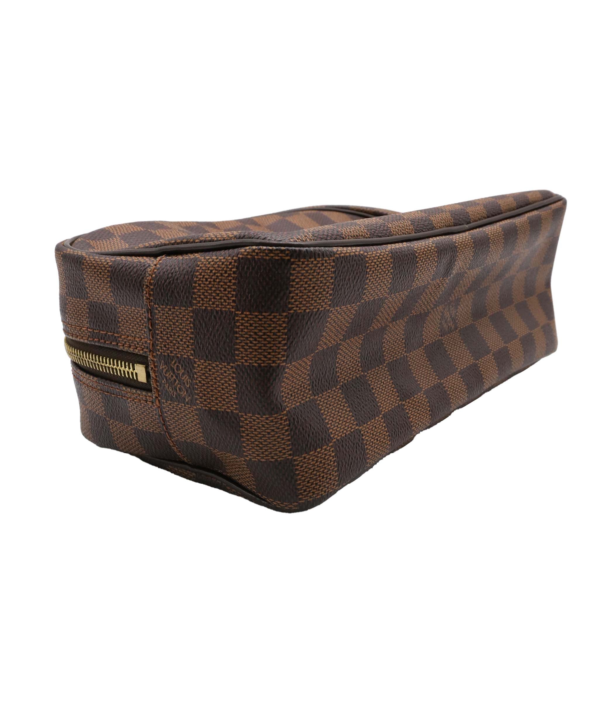 LOUIS VUITTON Damier Ebene Trousse Toilette 25 Clutch Bag N47624 LV Auth 67723 DXBV0042