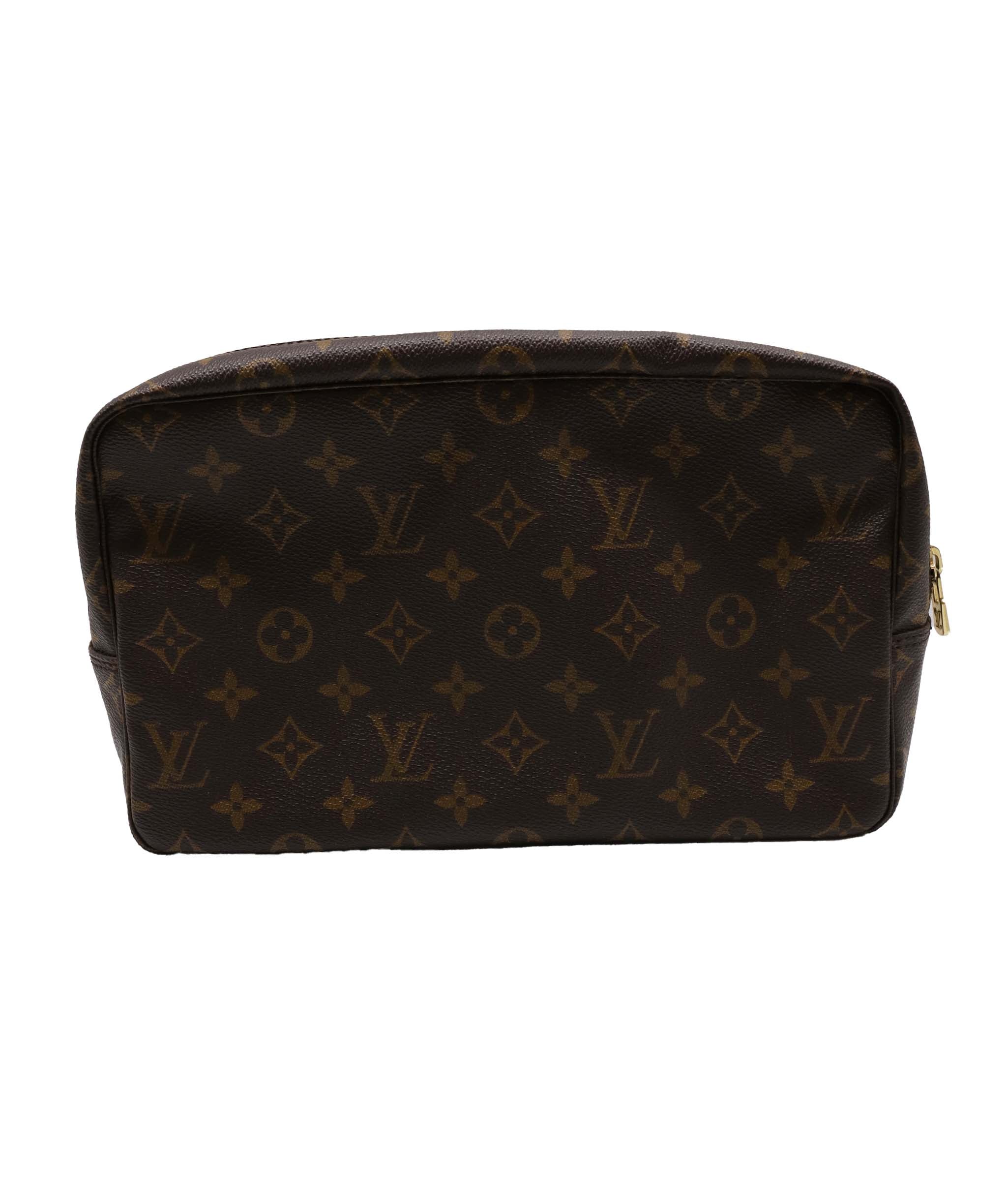 LOUIS VUITTON Monogram Trousse Toilette 28 Clutch Bag M47522 LV Auth am5085 DXBV0052