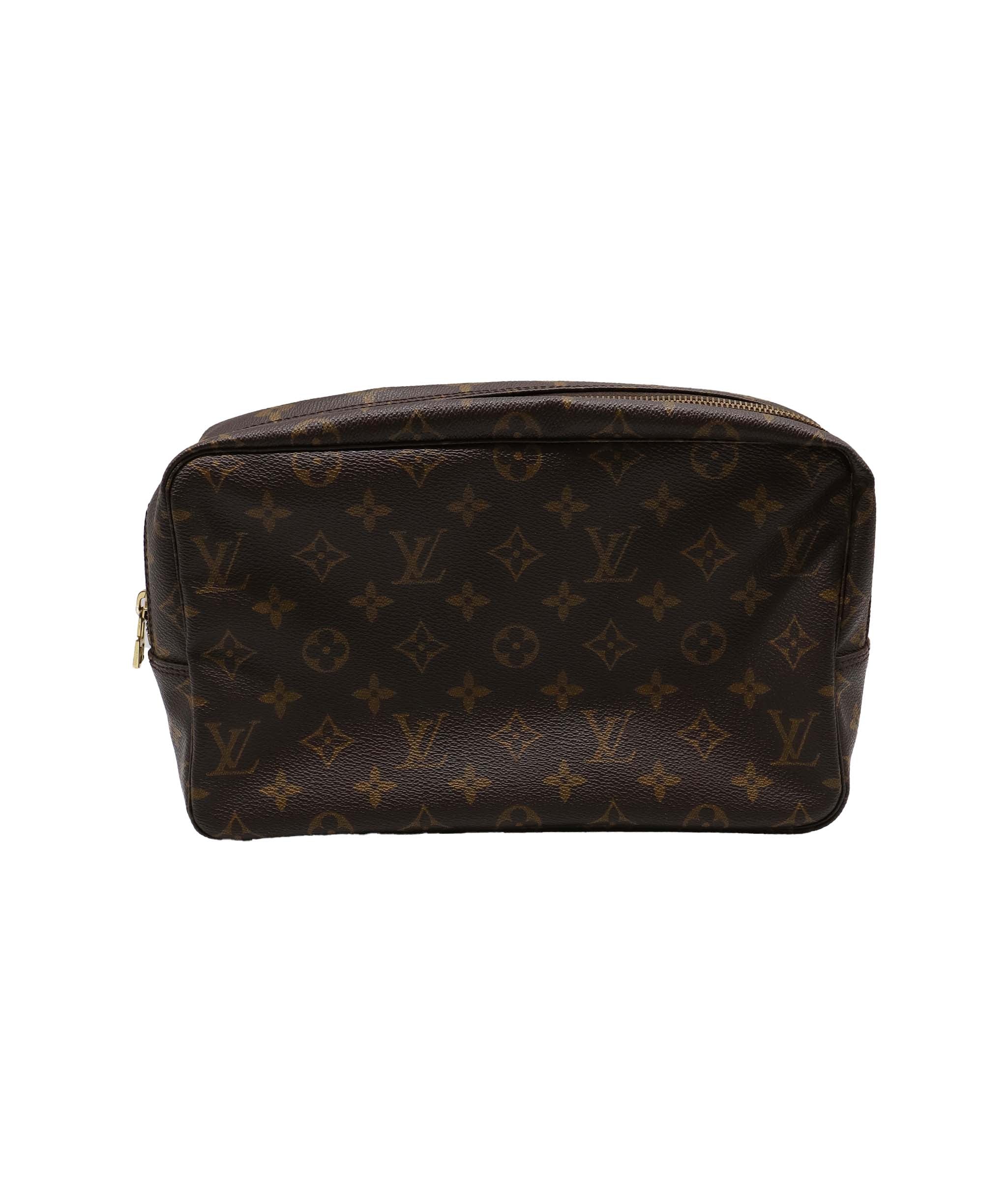 LOUIS VUITTON Monogram Trousse Toilette 28 Clutch Bag M47522 LV Auth am5085 DXBV0052