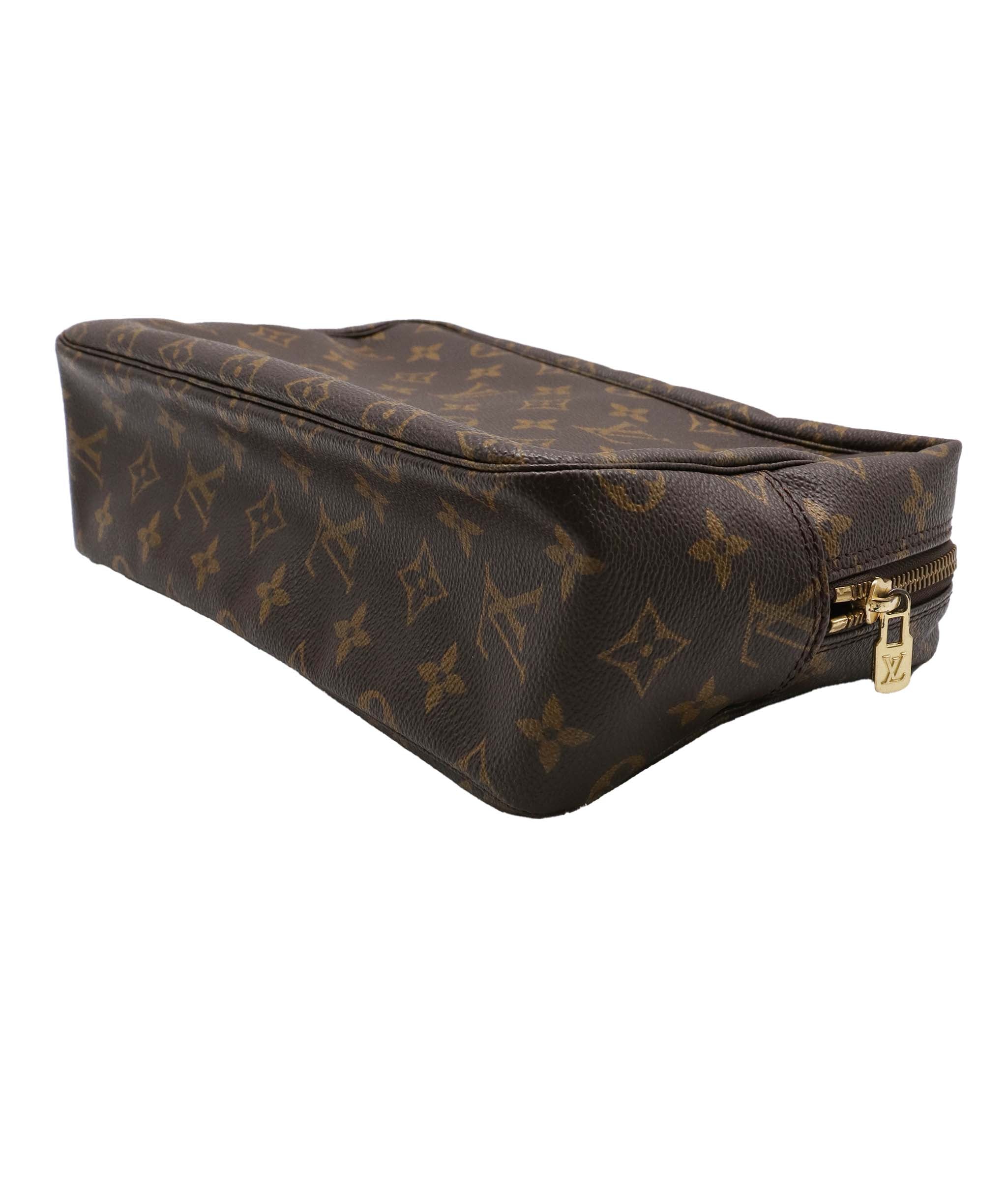 LOUIS VUITTON Monogram Trousse Toilette 28 Clutch Bag M47522 LV Auth am5085 DXBV0052