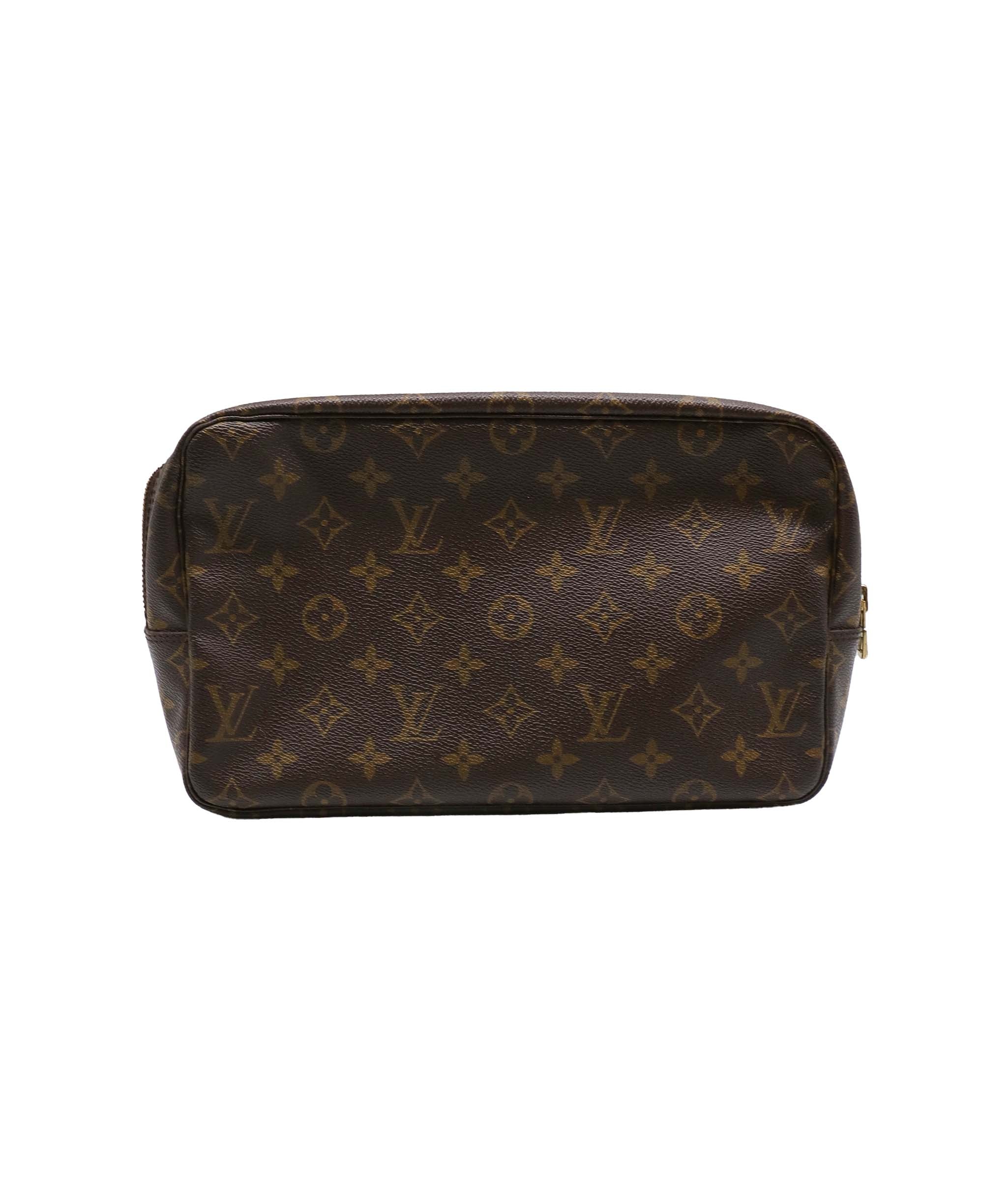 LOUIS VUITTON Monogram Trousse Toilette 28 Clutch Bag M47522 LV Auth am5096 DXBV0053