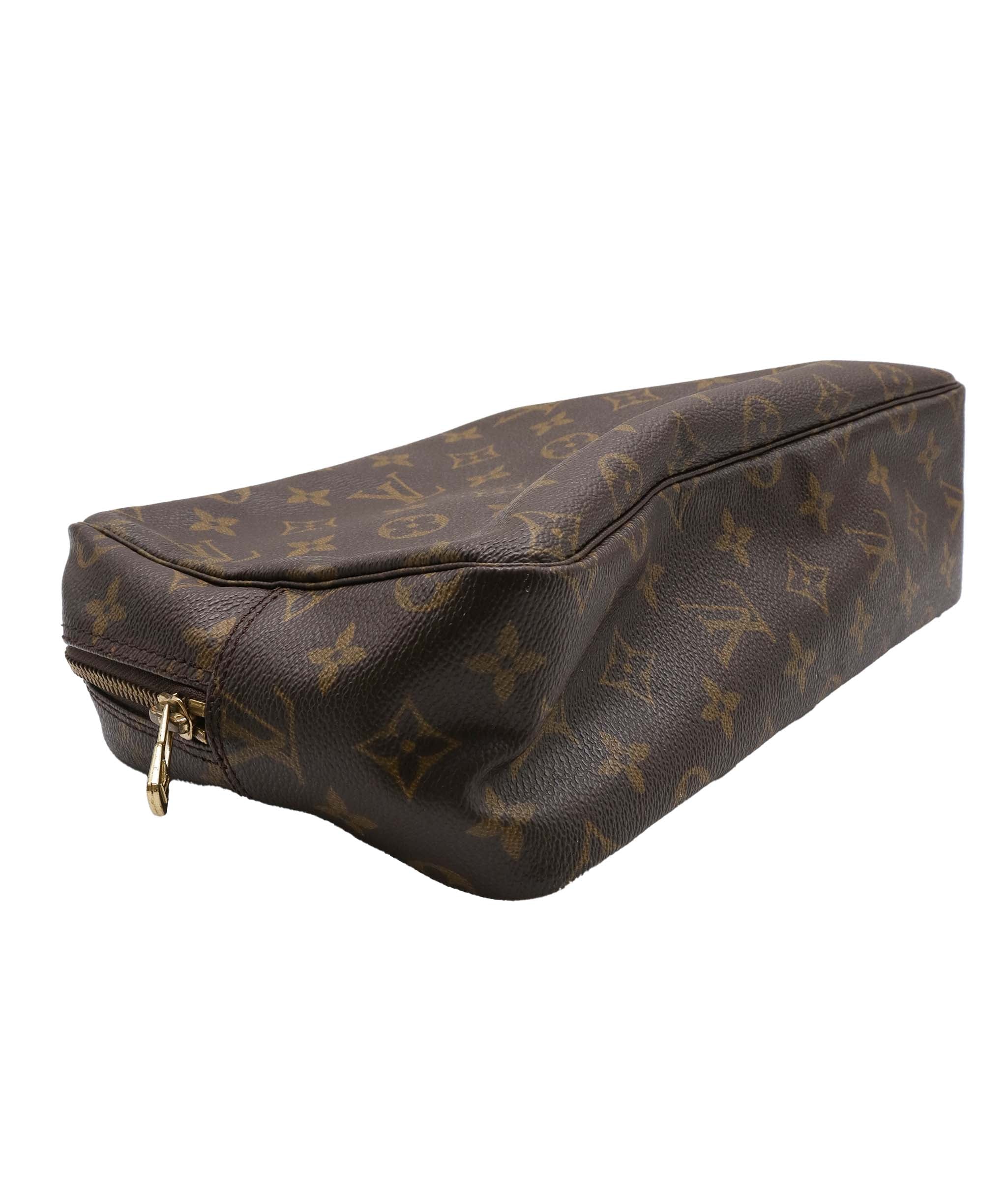 LOUIS VUITTON Monogram Trousse Toilette 28 Clutch Bag M47522 LV Auth am5096 DXBV0053