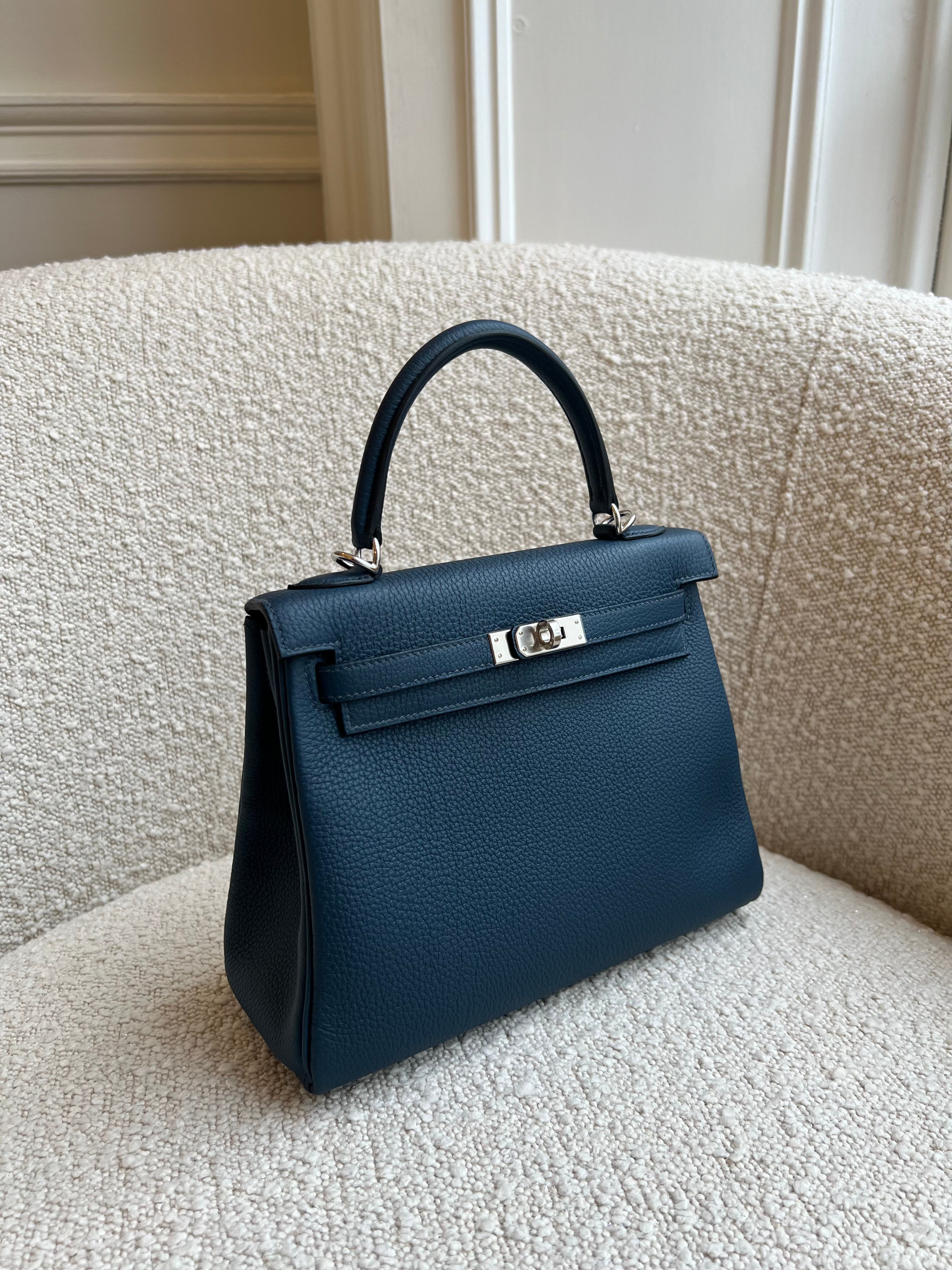 HERMÈS KELLY 25CM BLUE DE PRUSSE Togo Leather with Palladium Hardware