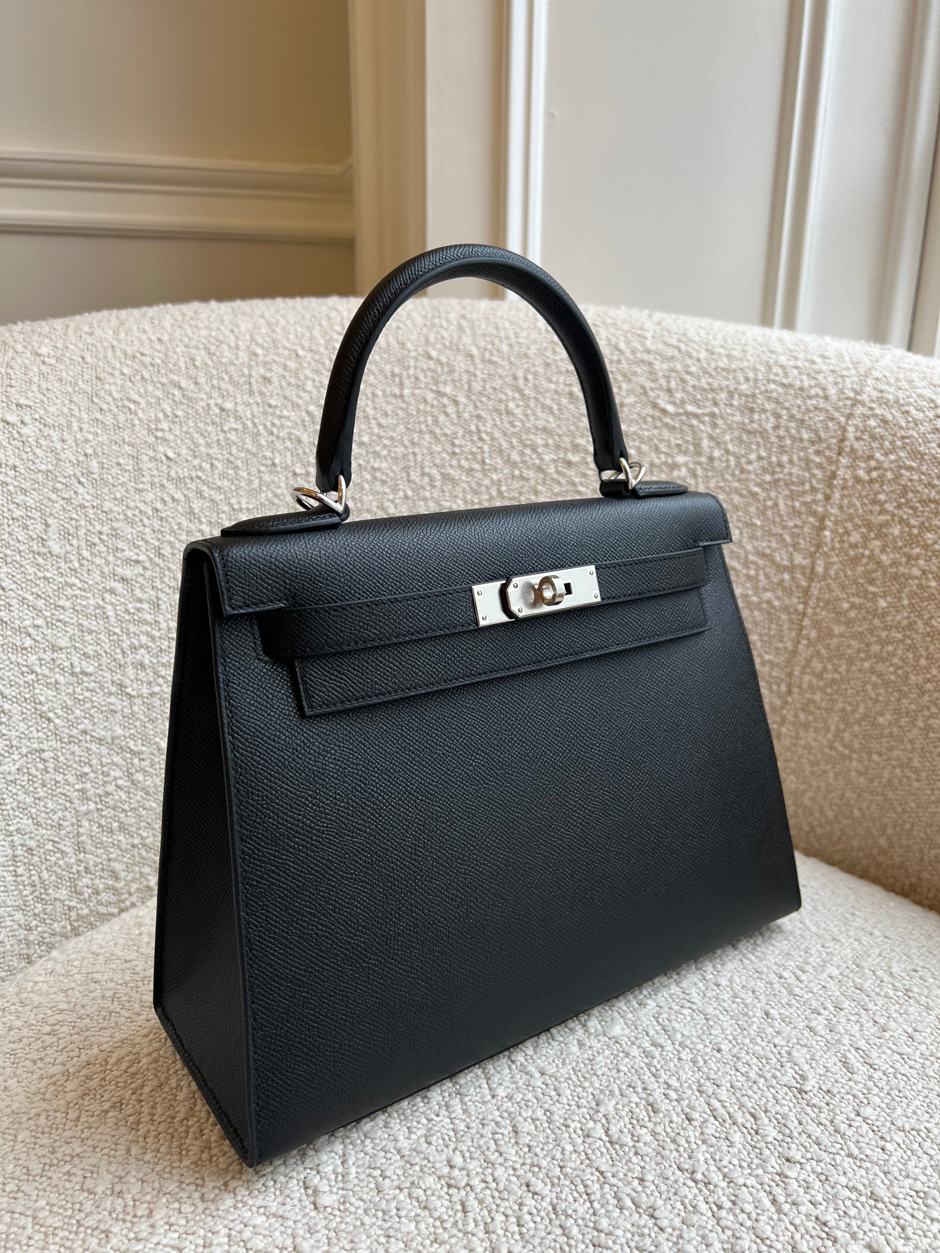 HERMÈS KELLY 28CM BLACK Epsom Leather with Palladium Hardware