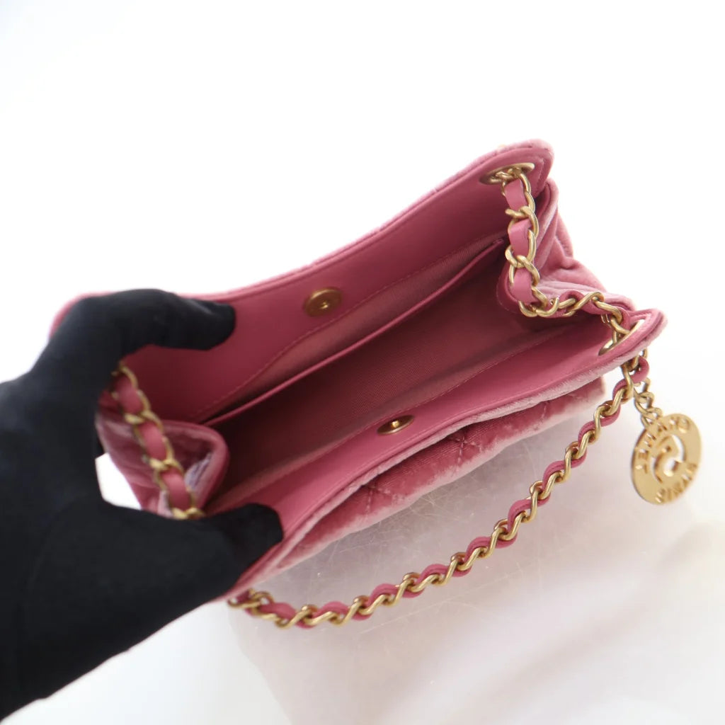 Chanel Wave CC Hobo Small Pink Velvet L-1XRLRQ