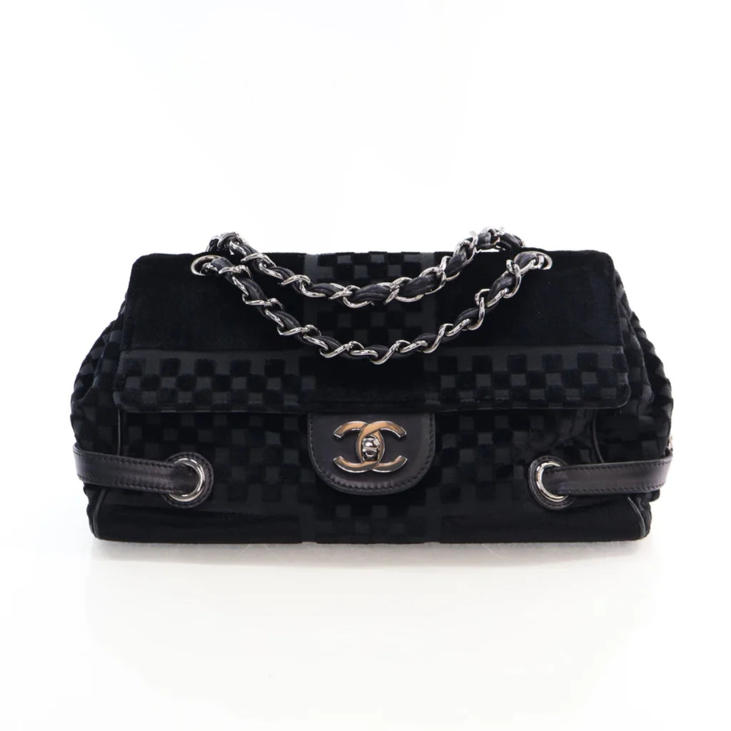 Chanel Velvet Black Checkered Embossed Flap Bag L-30ZO8E