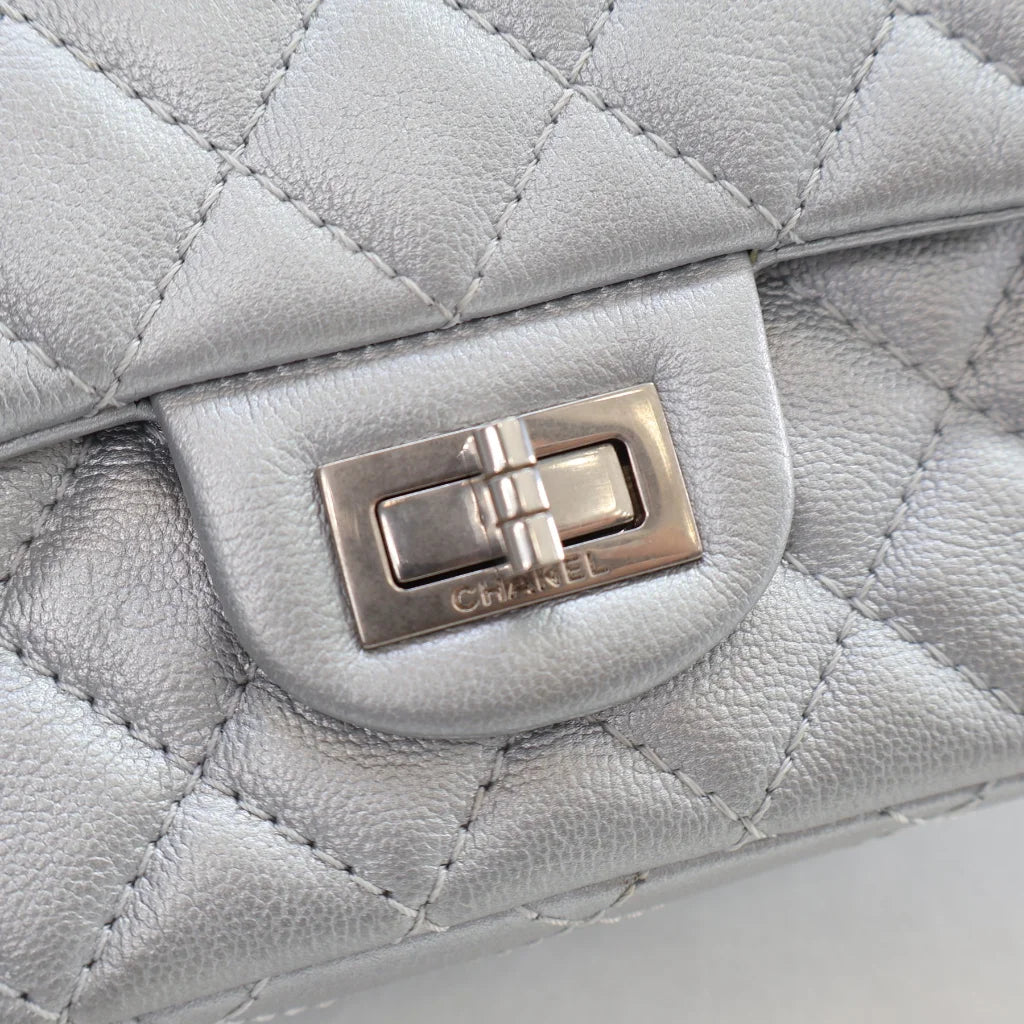 Chanel 224 Metallic Silver Calfskin Reissue L-6NY5QJ