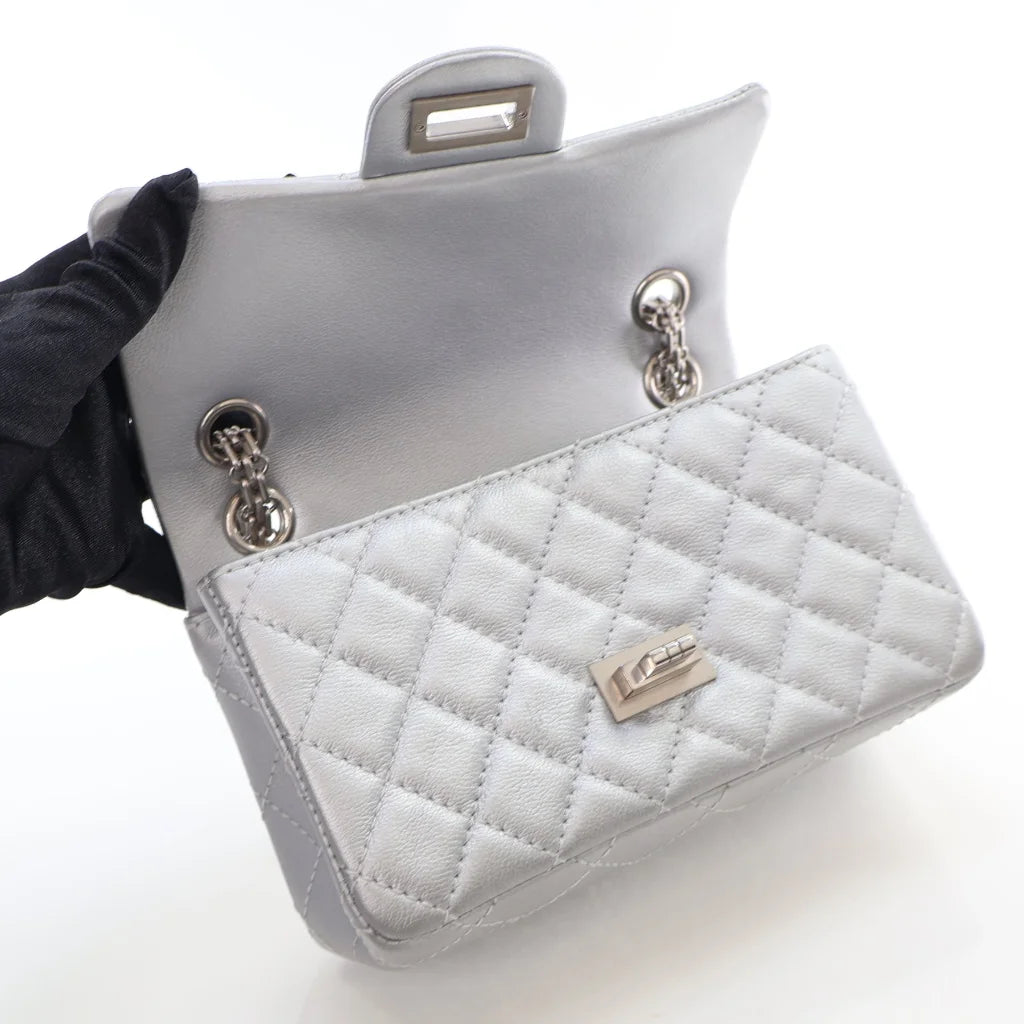 Chanel 224 Metallic Silver Calfskin Reissue L-6NY5QJ