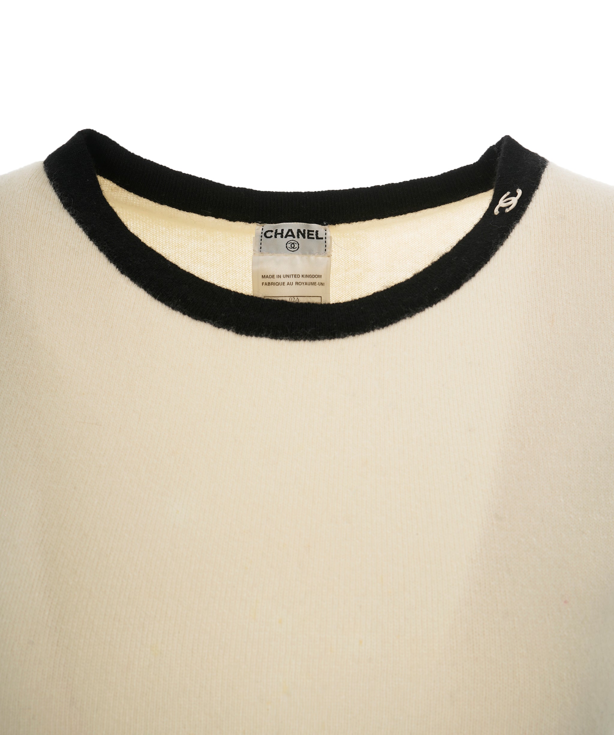 Chanel CC Cashmere Top Sleeveless Cream Black ASL10652