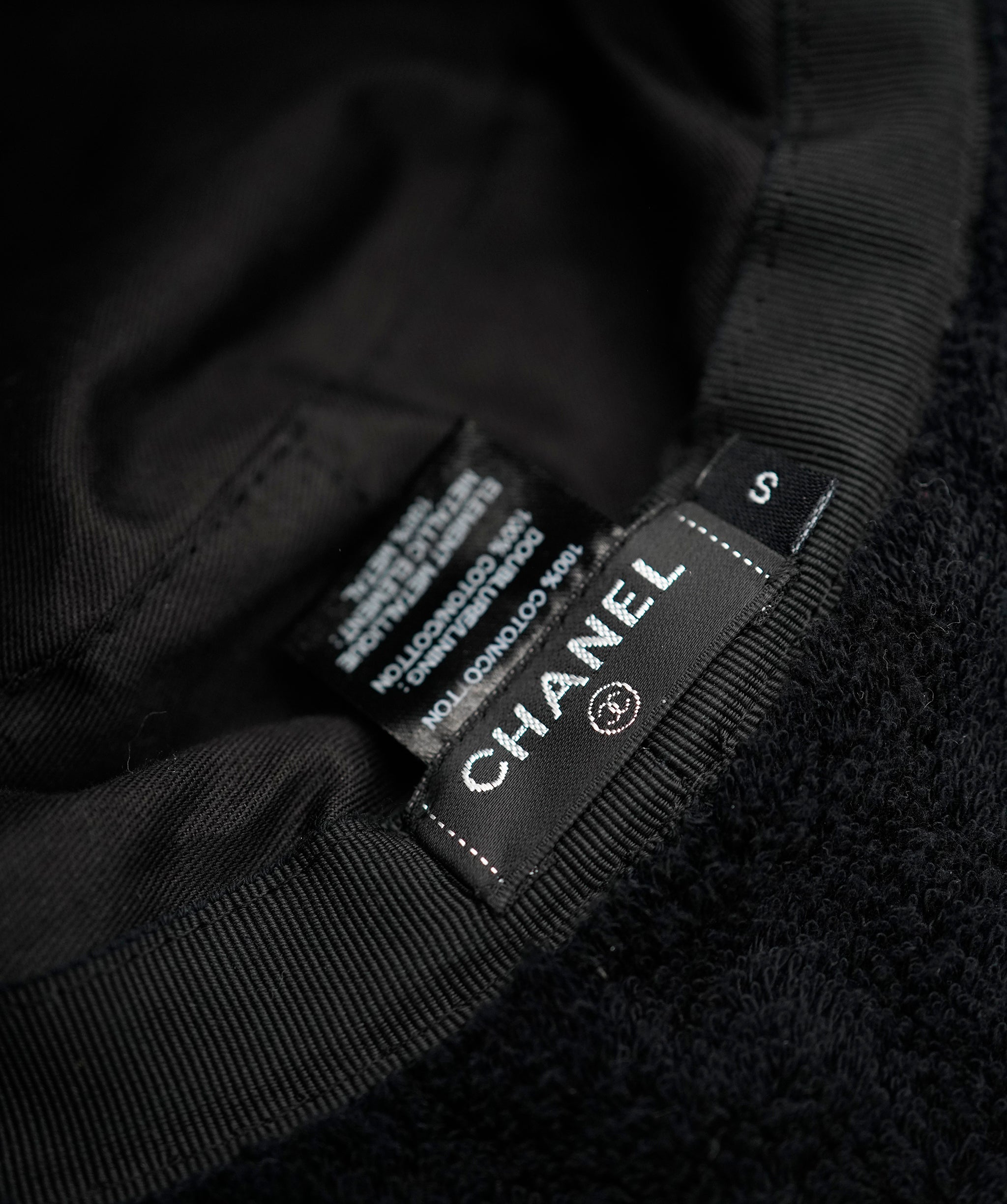 Chanel Bucket Hat Black With CC ALC1778