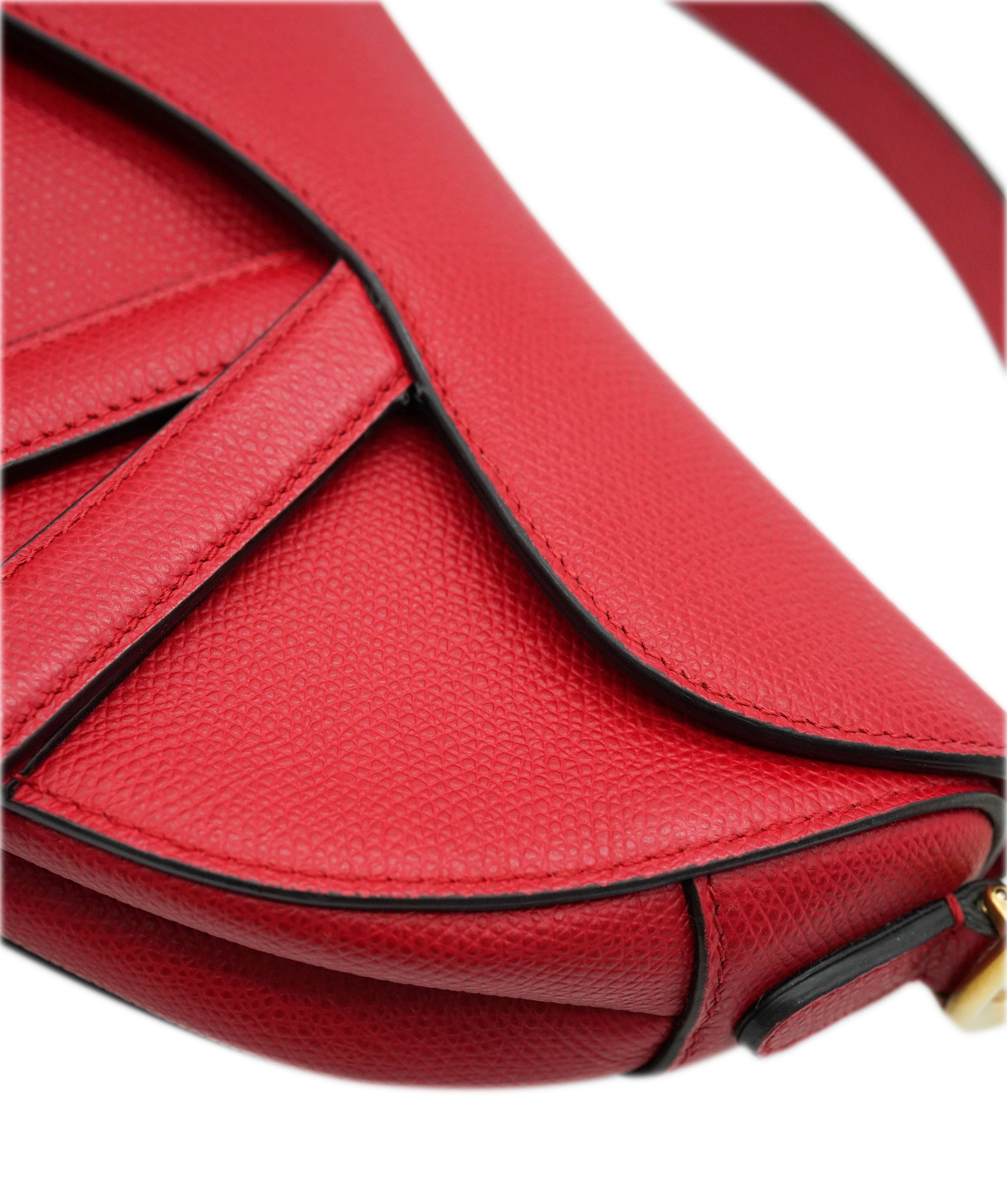 Christian Dior Mini Red Saddle  ALL0750