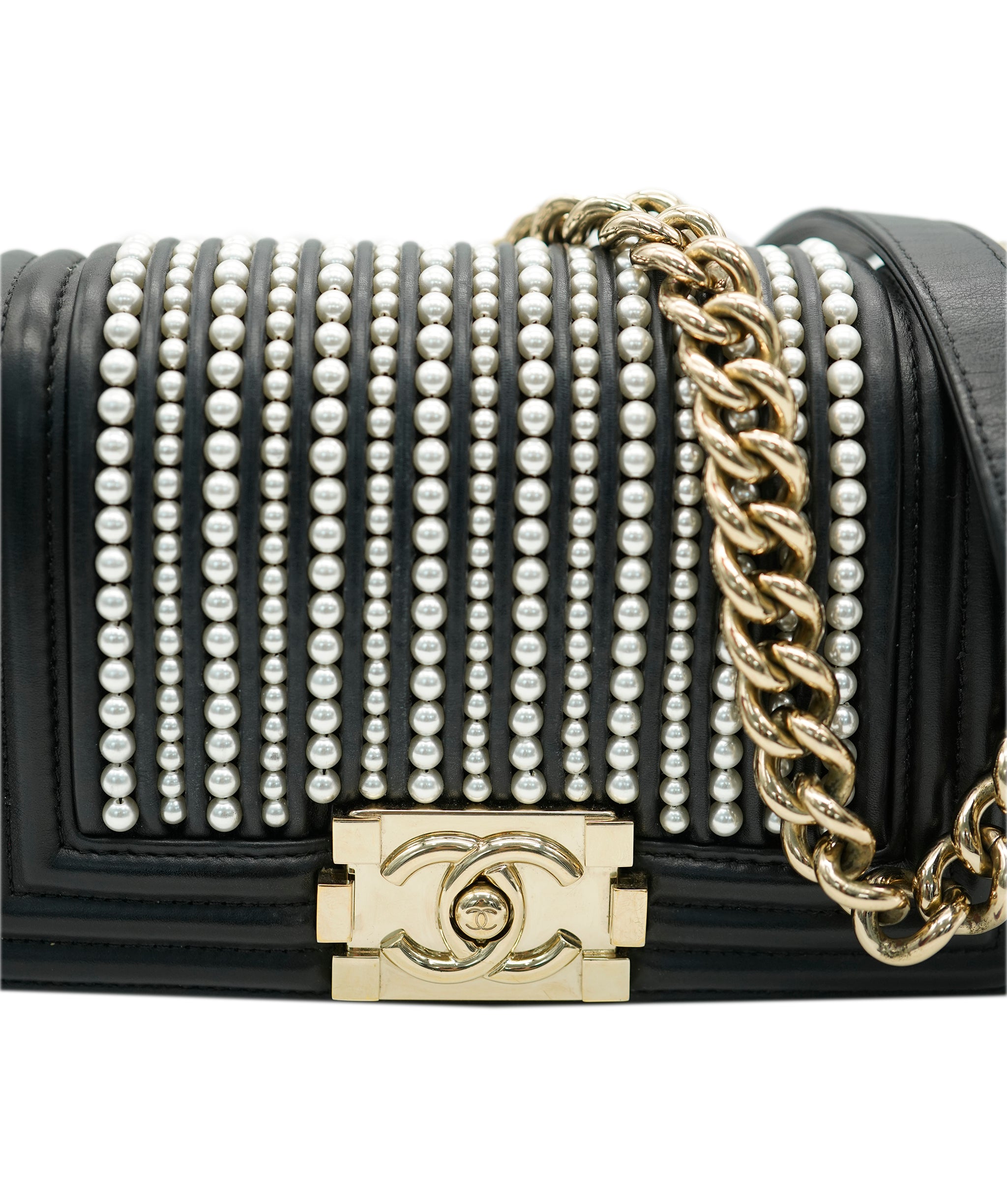 Chanel small pearl & black boy bag - AJC0777