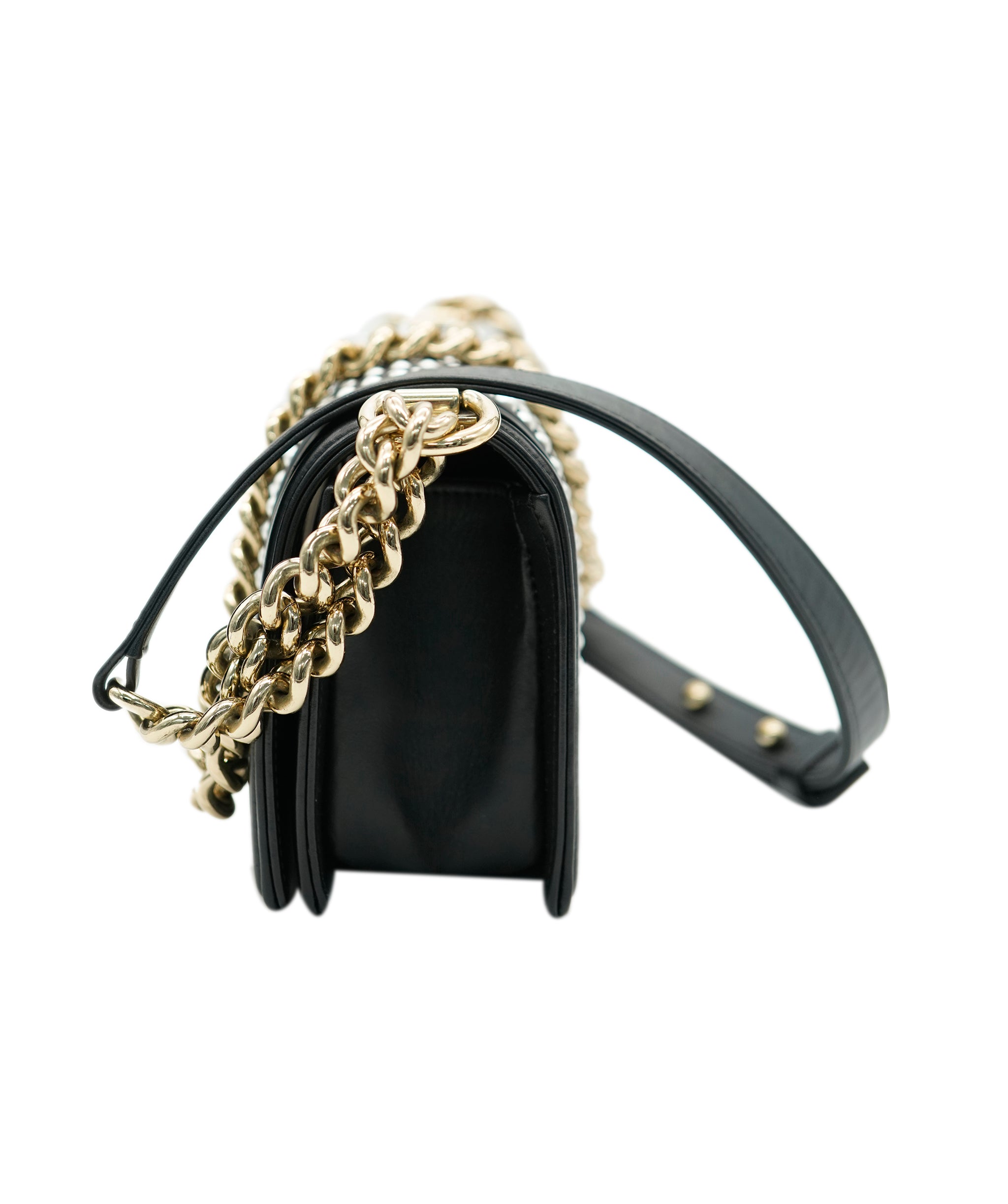 Chanel small pearl & black boy bag - AJC0777