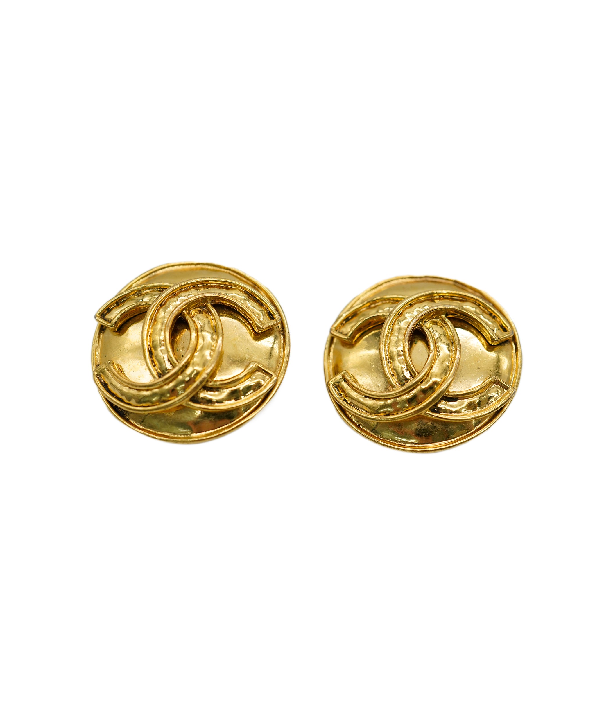 Chanel vintage gold CC clips on earrings AJL0200