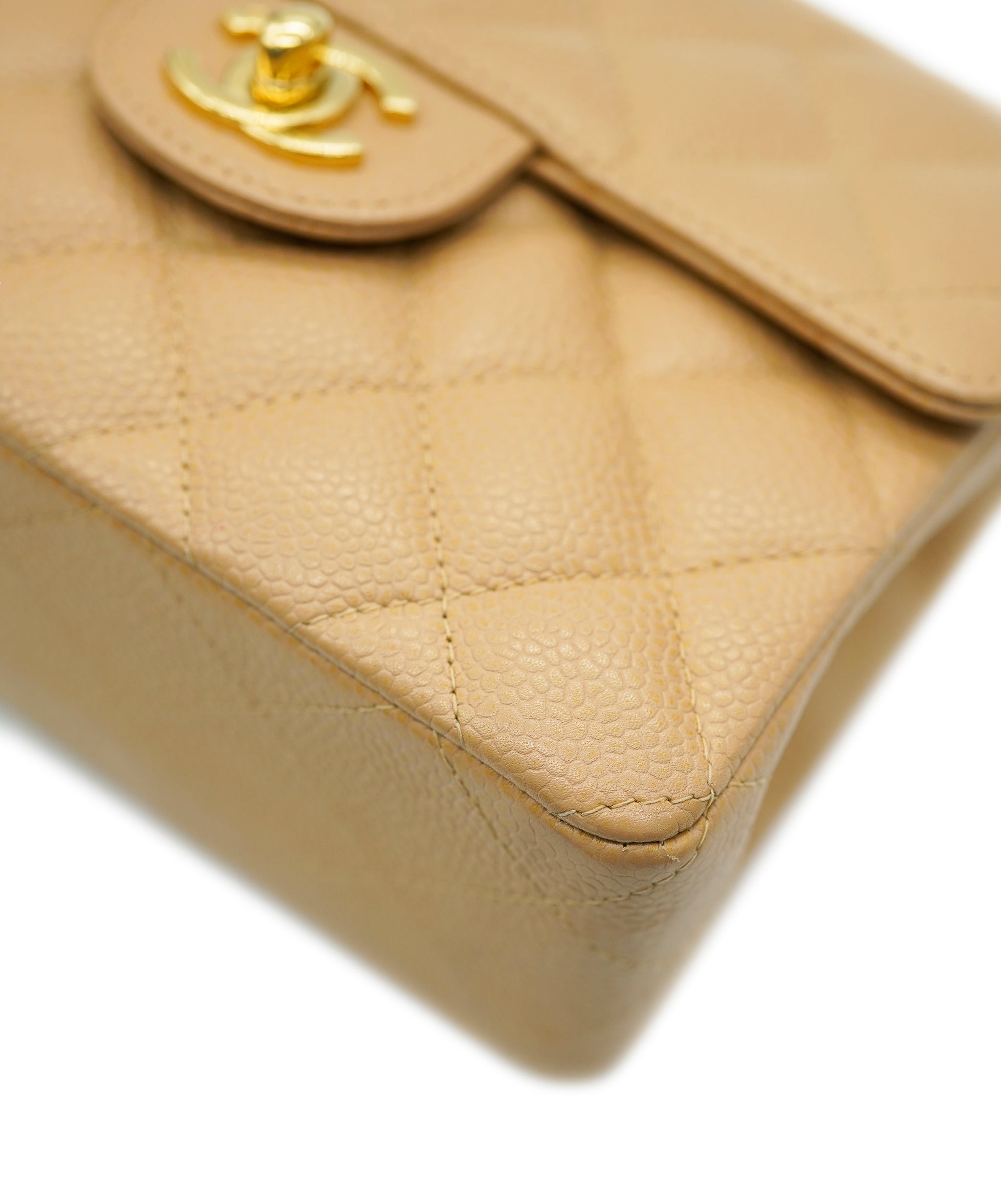 Chanel Beige Vintage Mini Caviar Square 90220677 DBXS0035