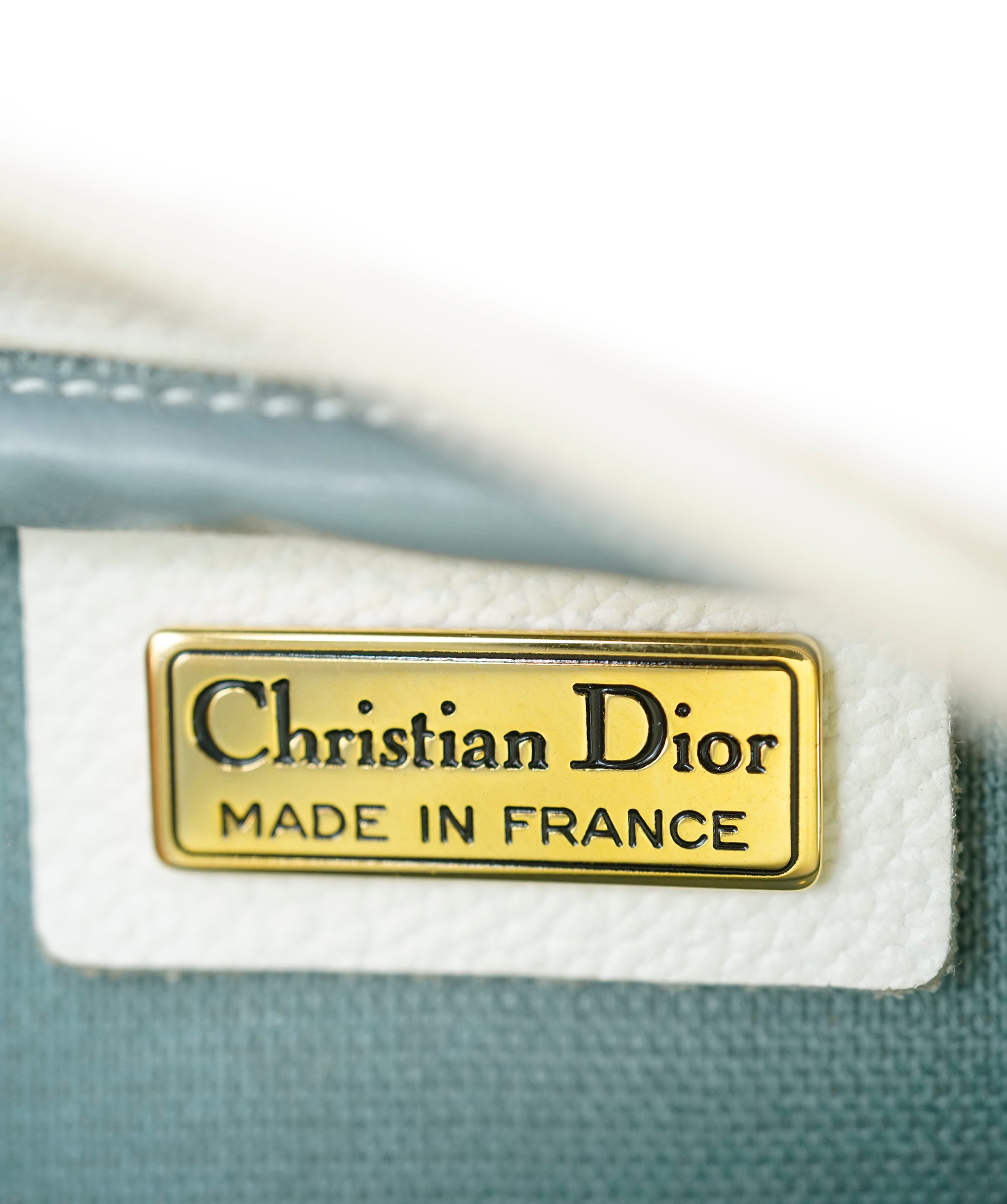 Christian Dior Vintage White Coated Canvas Dome Crossbody  ALL0783