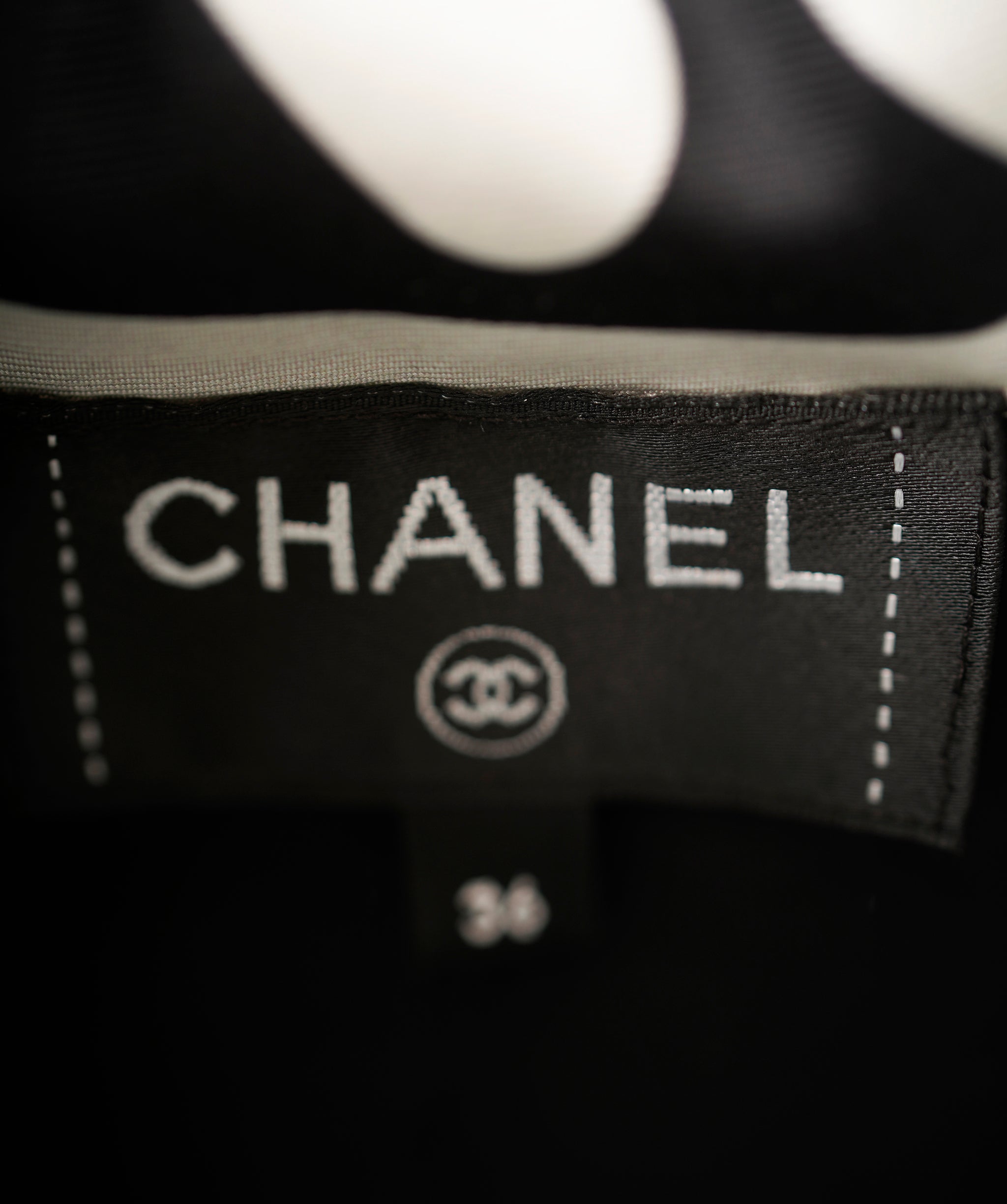 Chanel 21 Black & White Silk CC Logo Necktie Sleeveless Blouse ALL0792