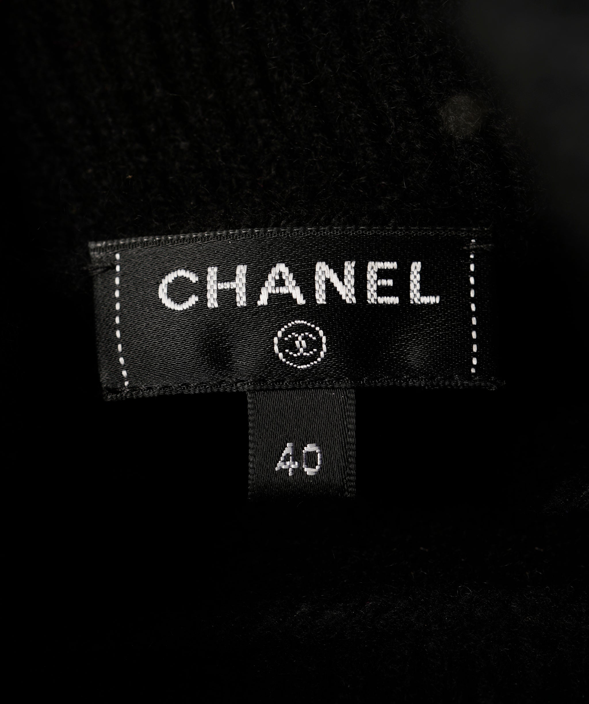 Chanel 21 Coco Neige Black Cashmere Turtleneck Sweater ALC1818