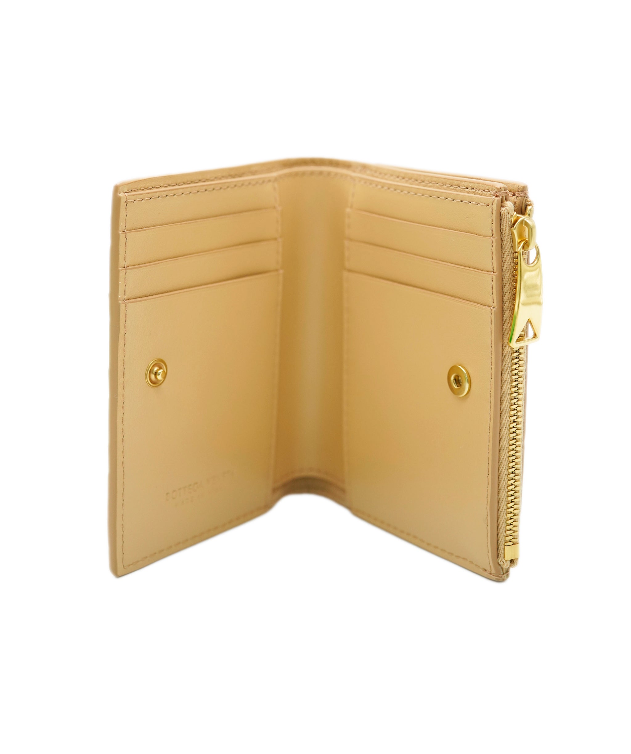 Bottega almond large bifold wallet  AJL0204