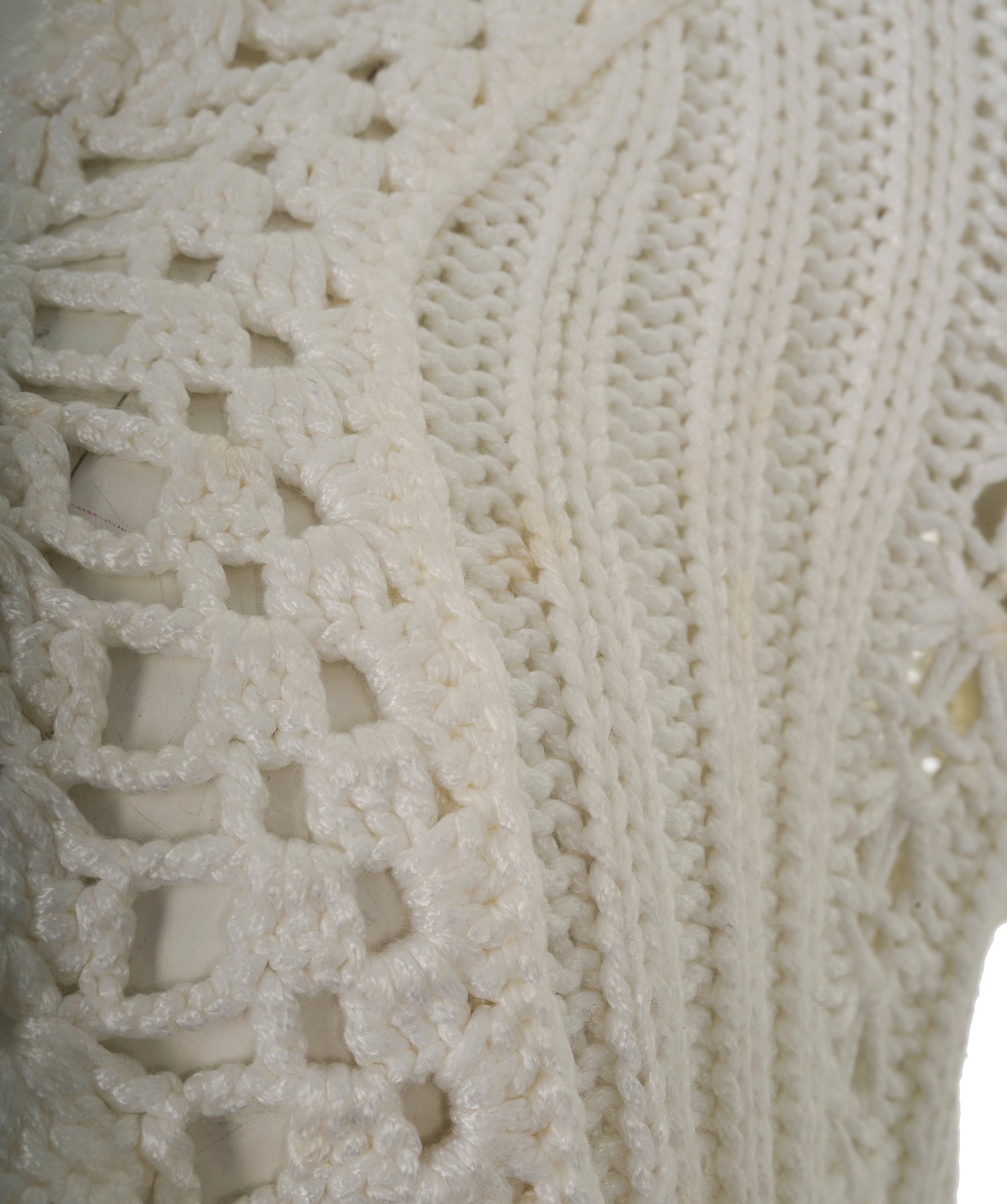 Chanel CC Crotchet White Cardigan 34  ALL0796