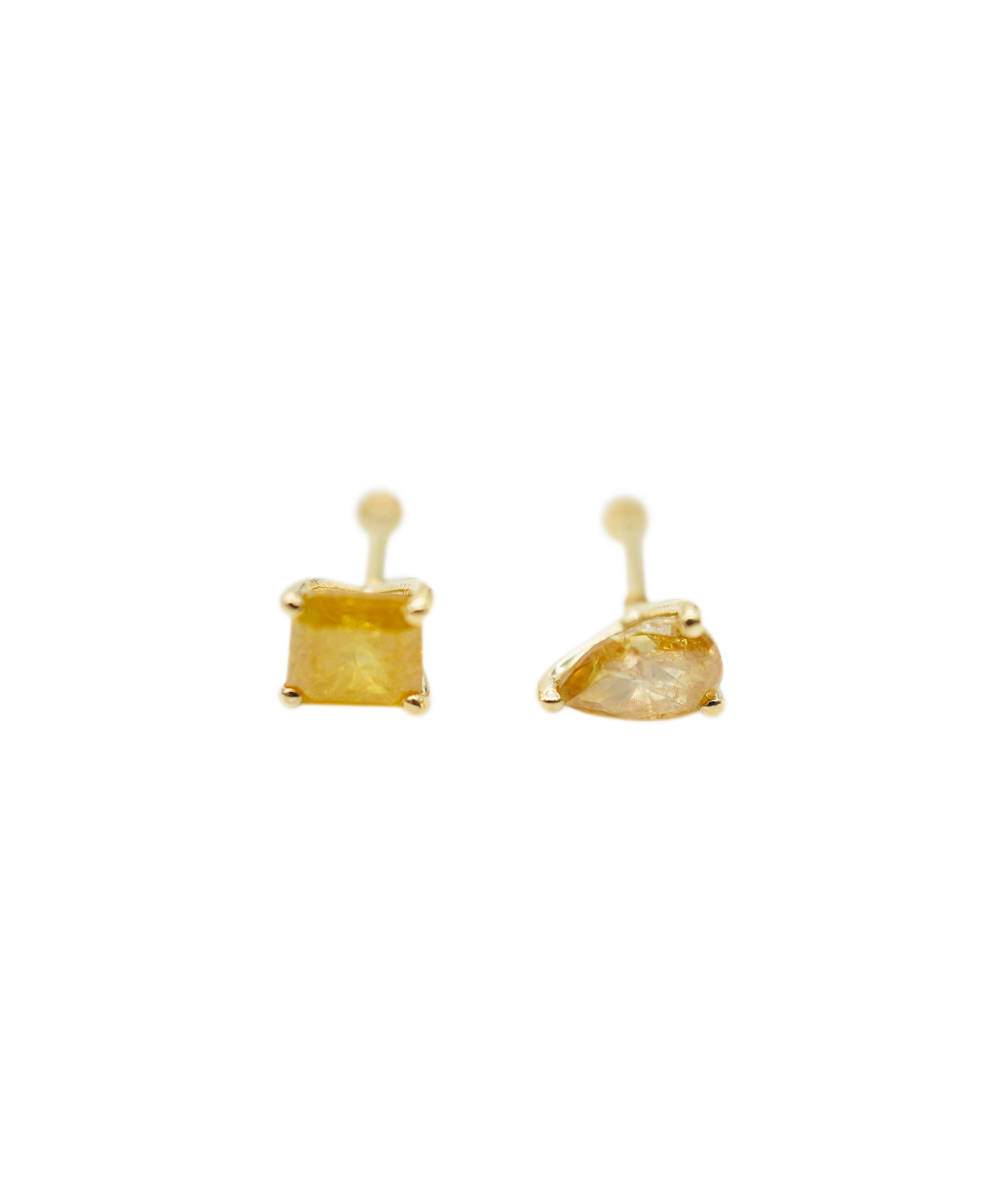 0.49ct & 0.5ct Mix Shape Rough Cut pair of Diamonds Set In 18K Y Gold Ear Piercing ANL-S28-151