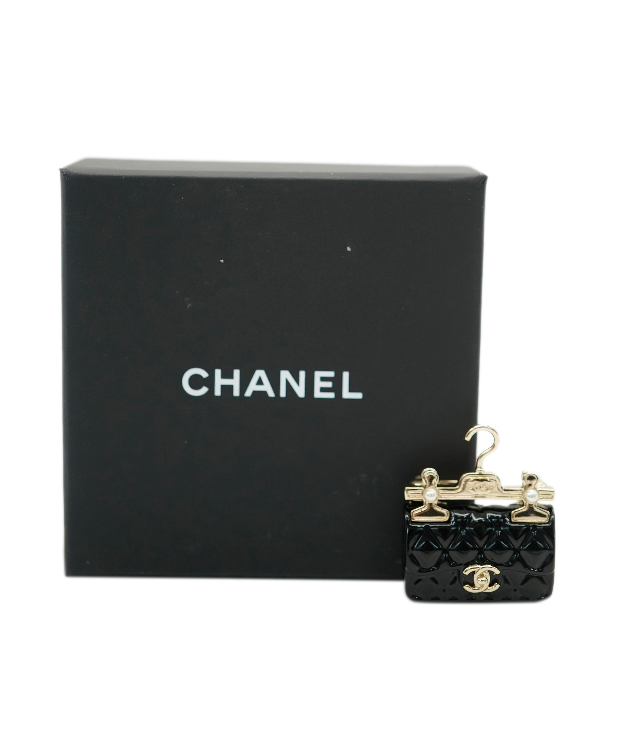 Chanel black classic flap brooch  - AJC0729