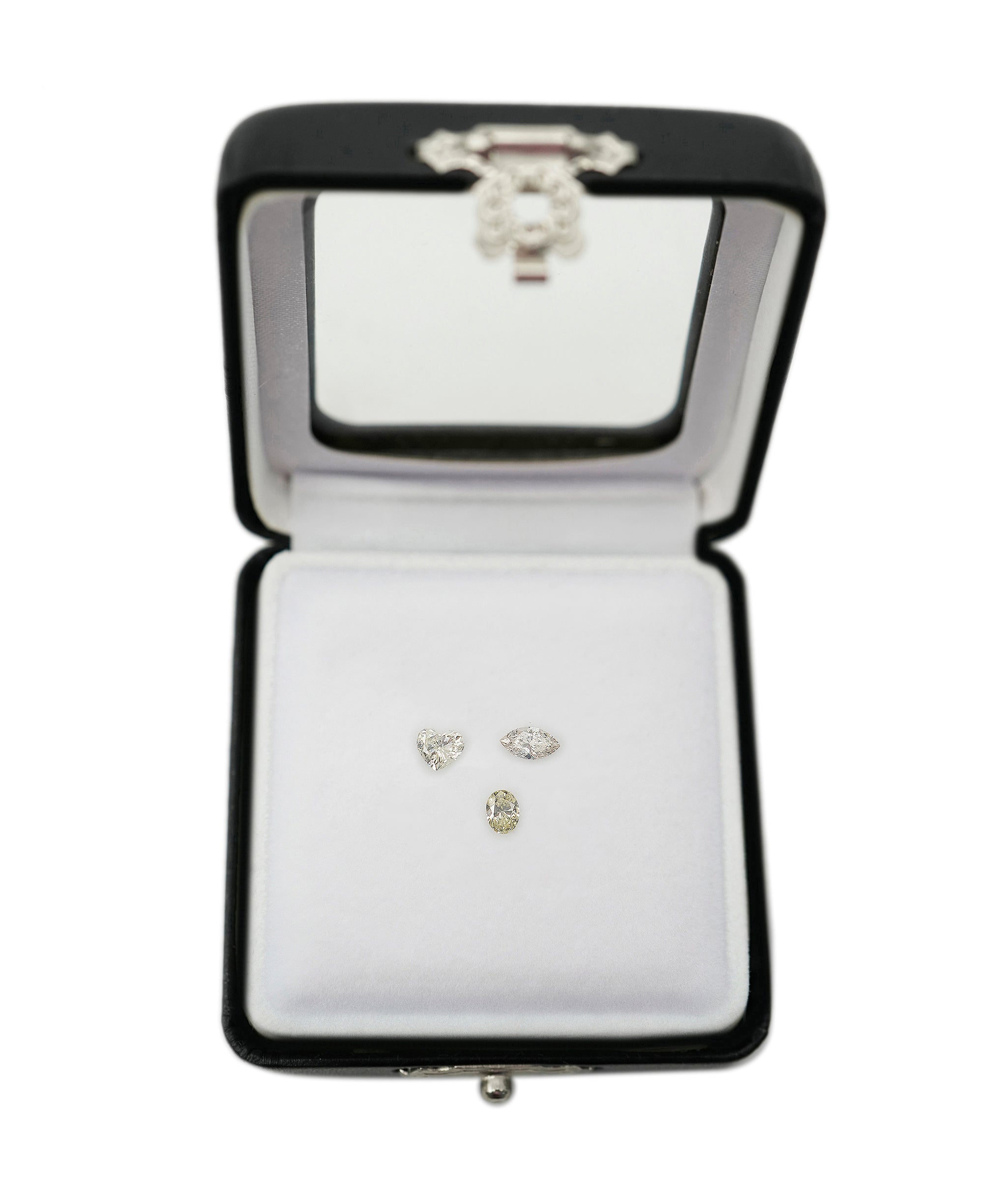 0.85 CT MARQUISE/OVAL/HEART 3 PIECE SET ANC-S36-42