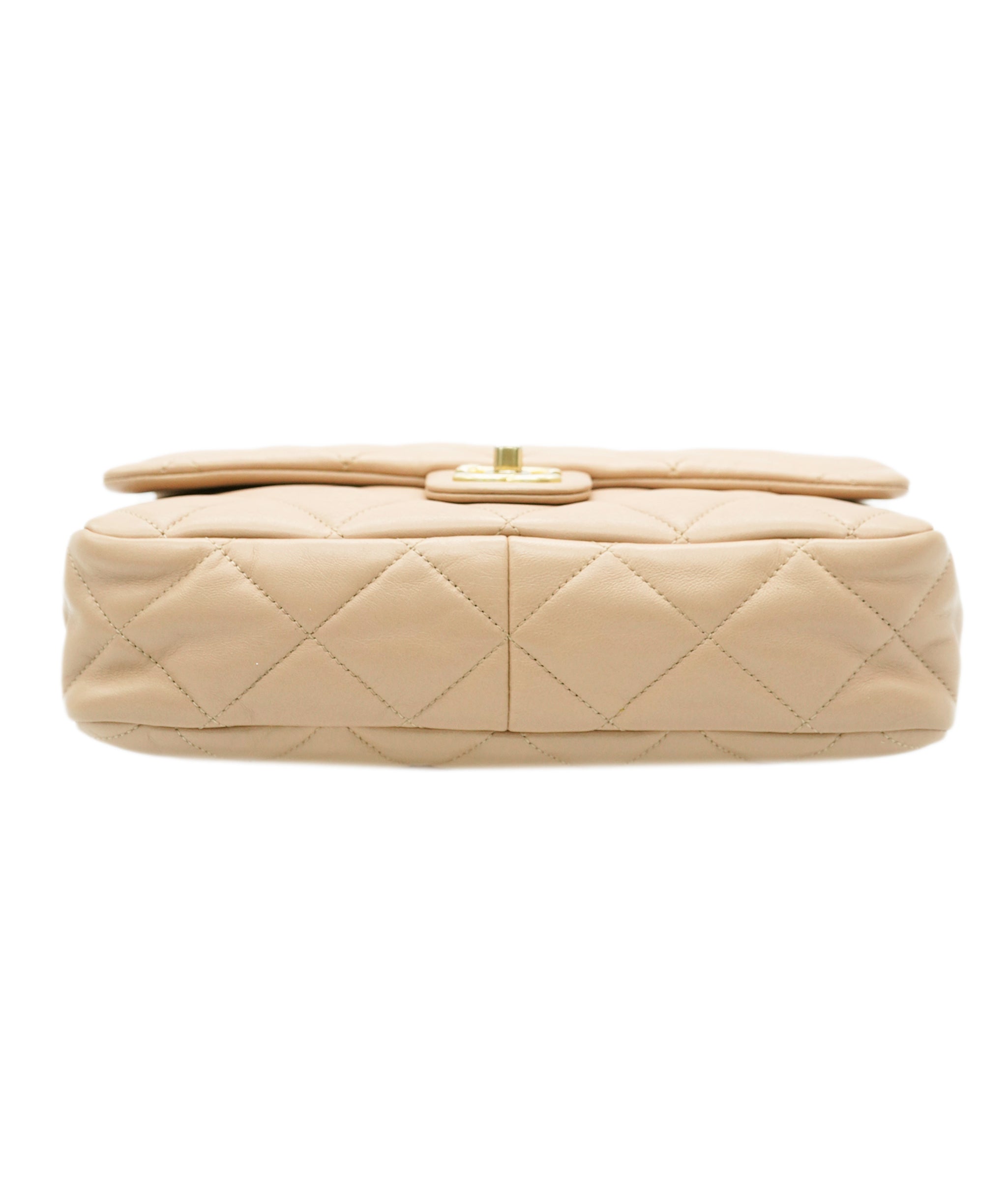 Chanel beige shoulder bag - comes full set  - AJC0720