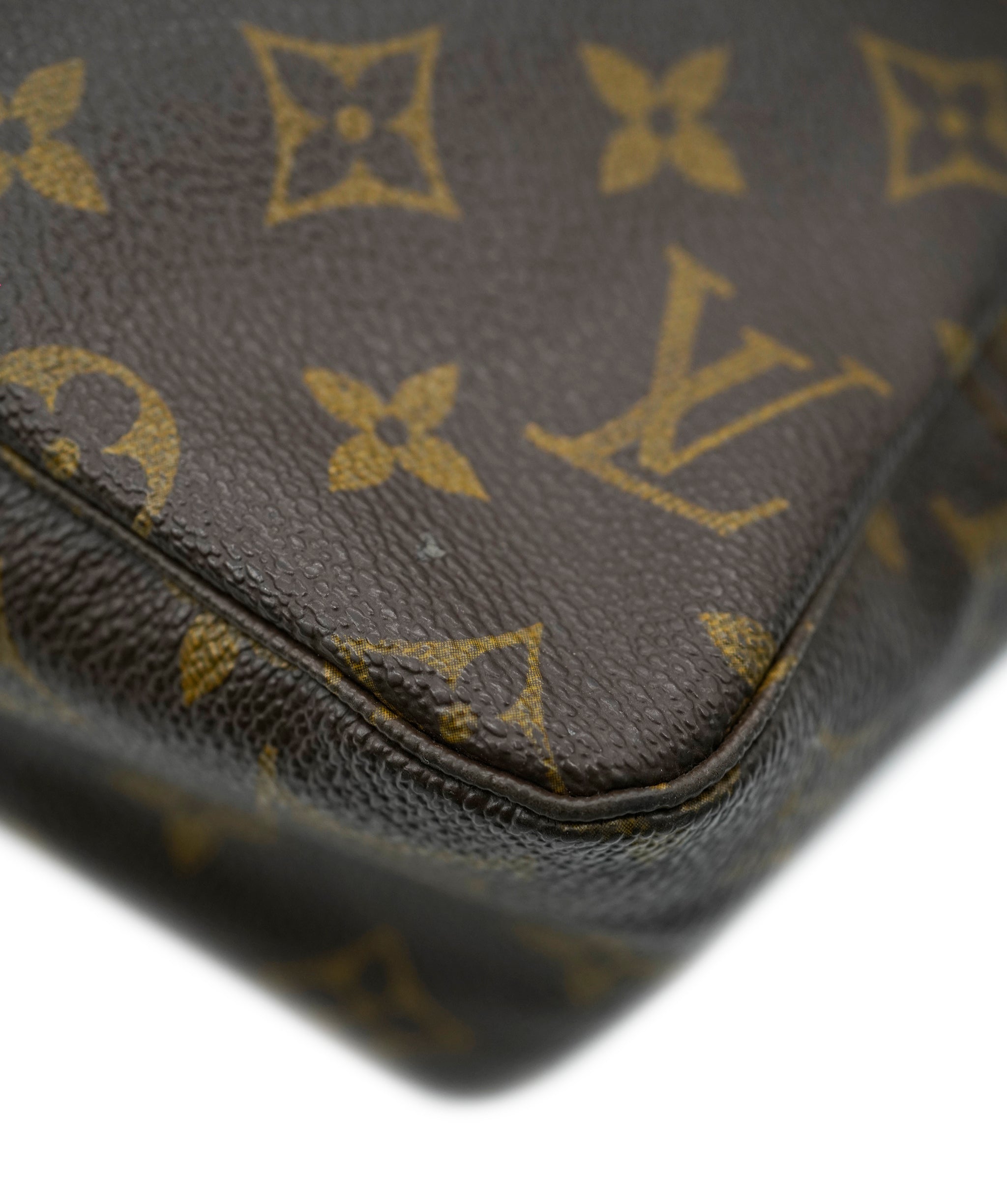 LOUIS VUITTON M47522 Trousse Toilette 28 B09213B8LD