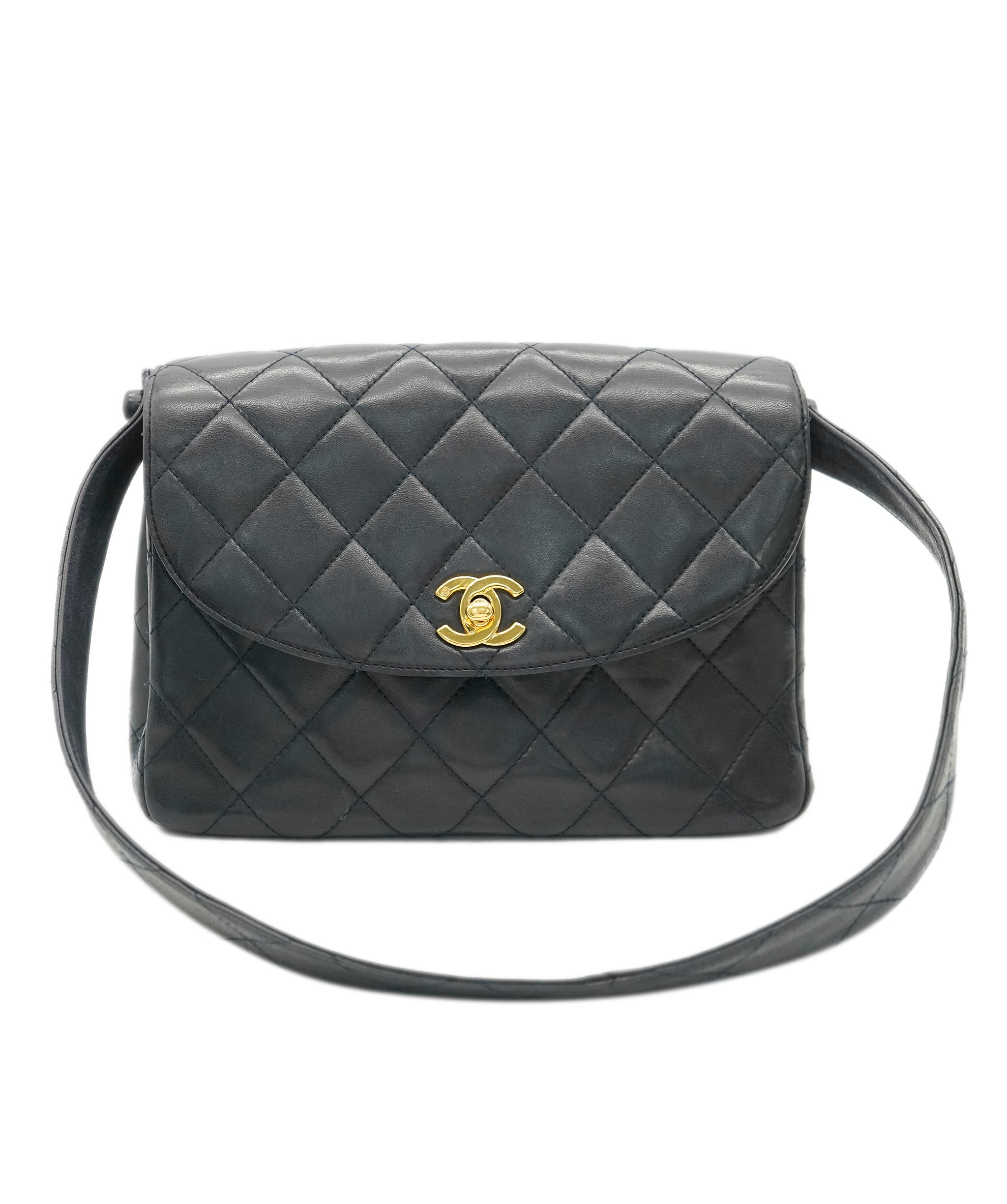 Chanel Vintage Navy Shoulder Bag ALL0839