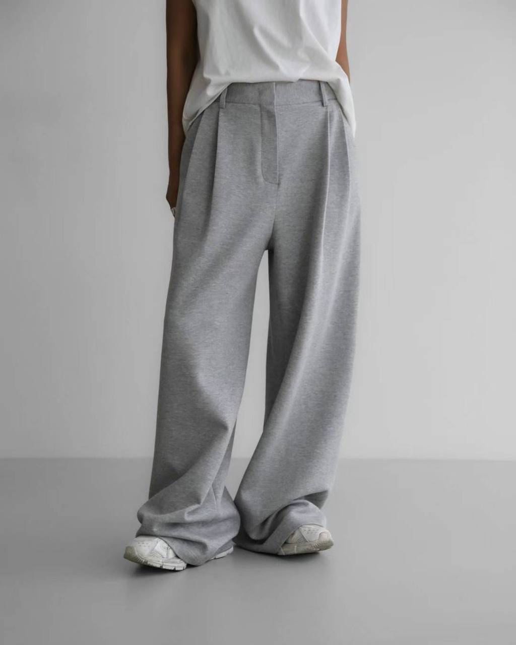 FRONT PLEATED JERSEY TROUSERS (LIVE SHOW)