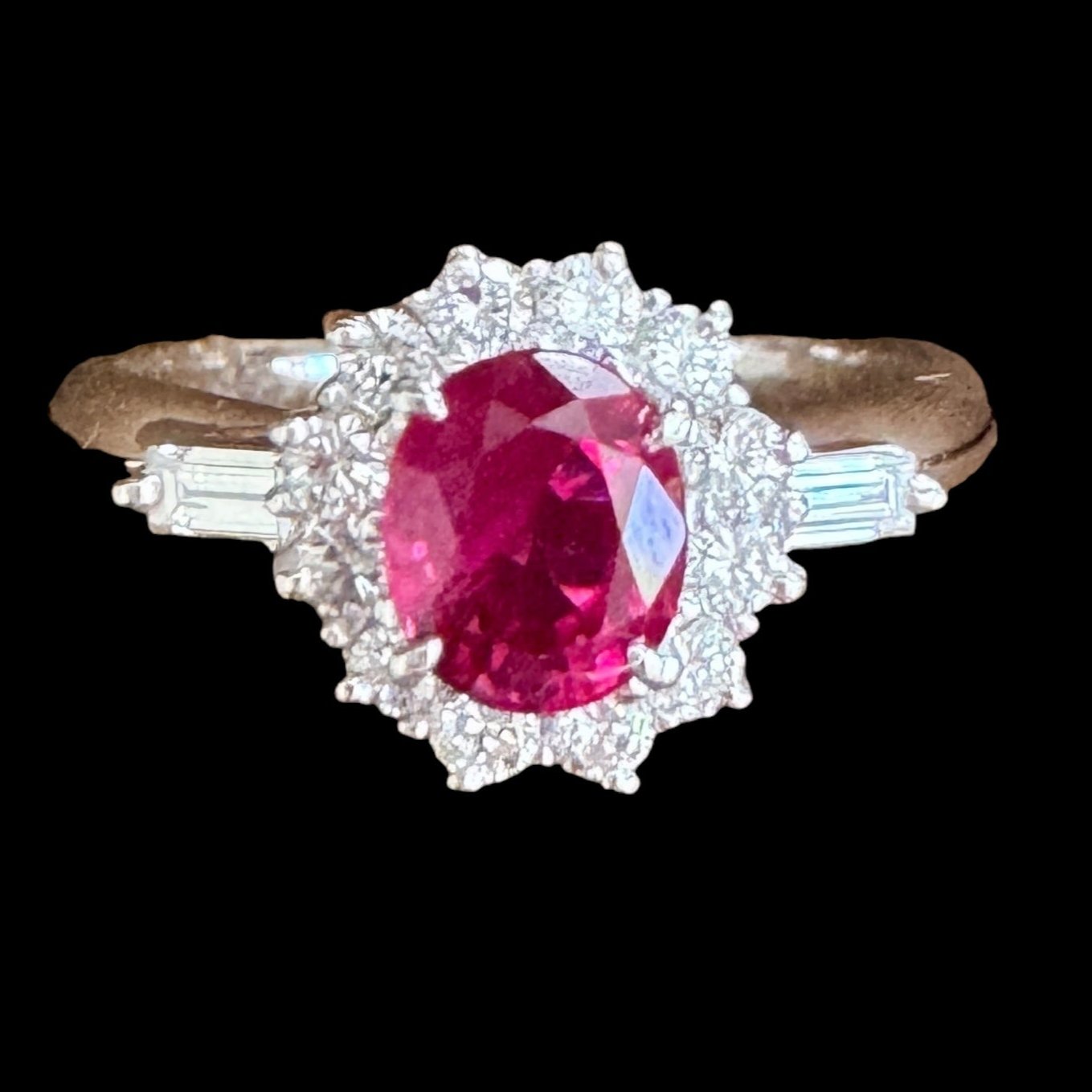 0.91ct "Pigeon Blood" Ruby and Natural Diamond Ring set in Platinum