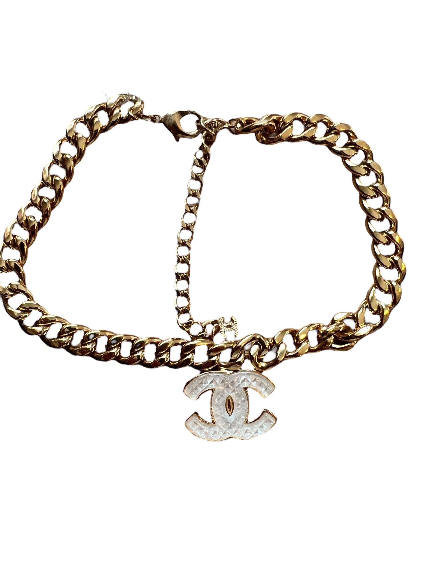 Chanel large pendant chain necklace DXBK0138