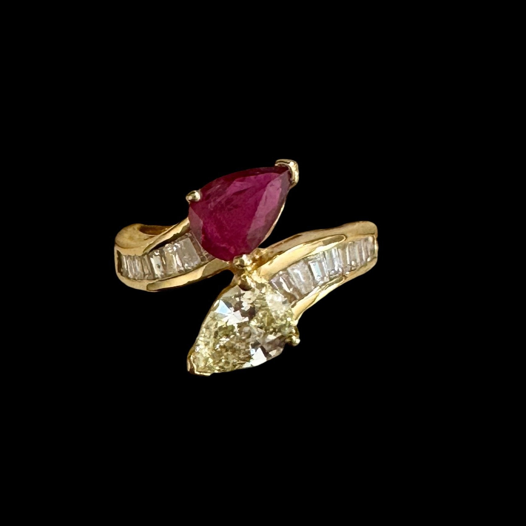 Pear Ruby & Diamond Wrap Ring set in 18K Yellow Gold