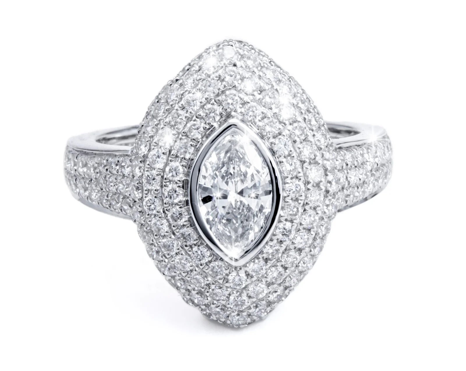 18K WG / DIA RING
18K WG: 2.67 RD: 0.92/ PR
SIZES 42,43 R40691-3