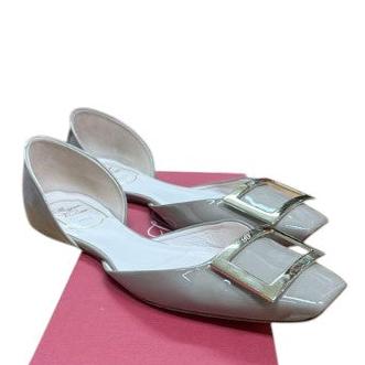 5. Roger Vivier Grey patent Leather Trompette D'orsay Flats - 39