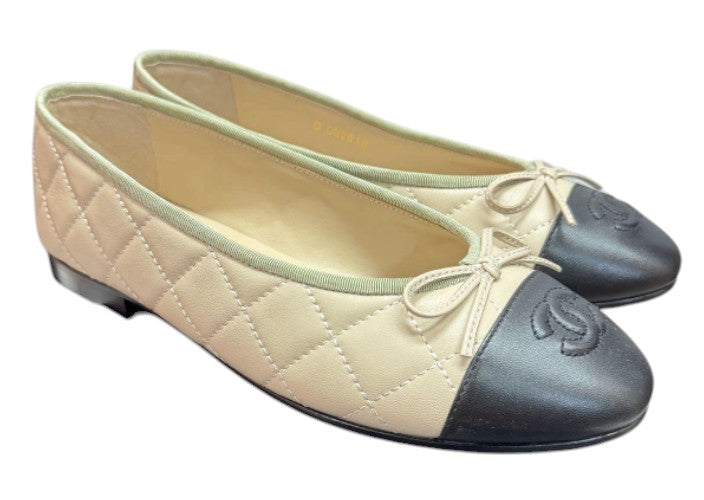 19. Chanel Beige Black Quilted Ballet Flats - 38