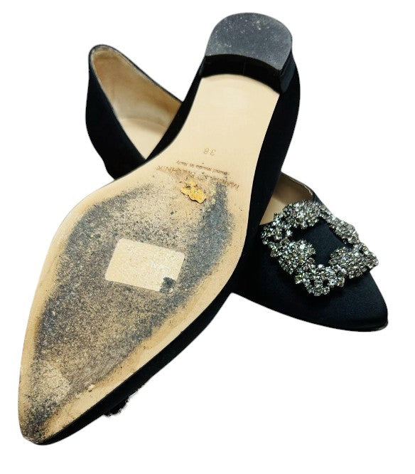 21. Manolo Blahnik Hangisi Ballerina Flats - 38