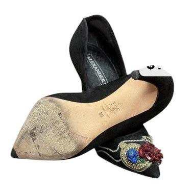 16. Alexander McQueen Heirloom Treasure Embellished Suede Pump - 35